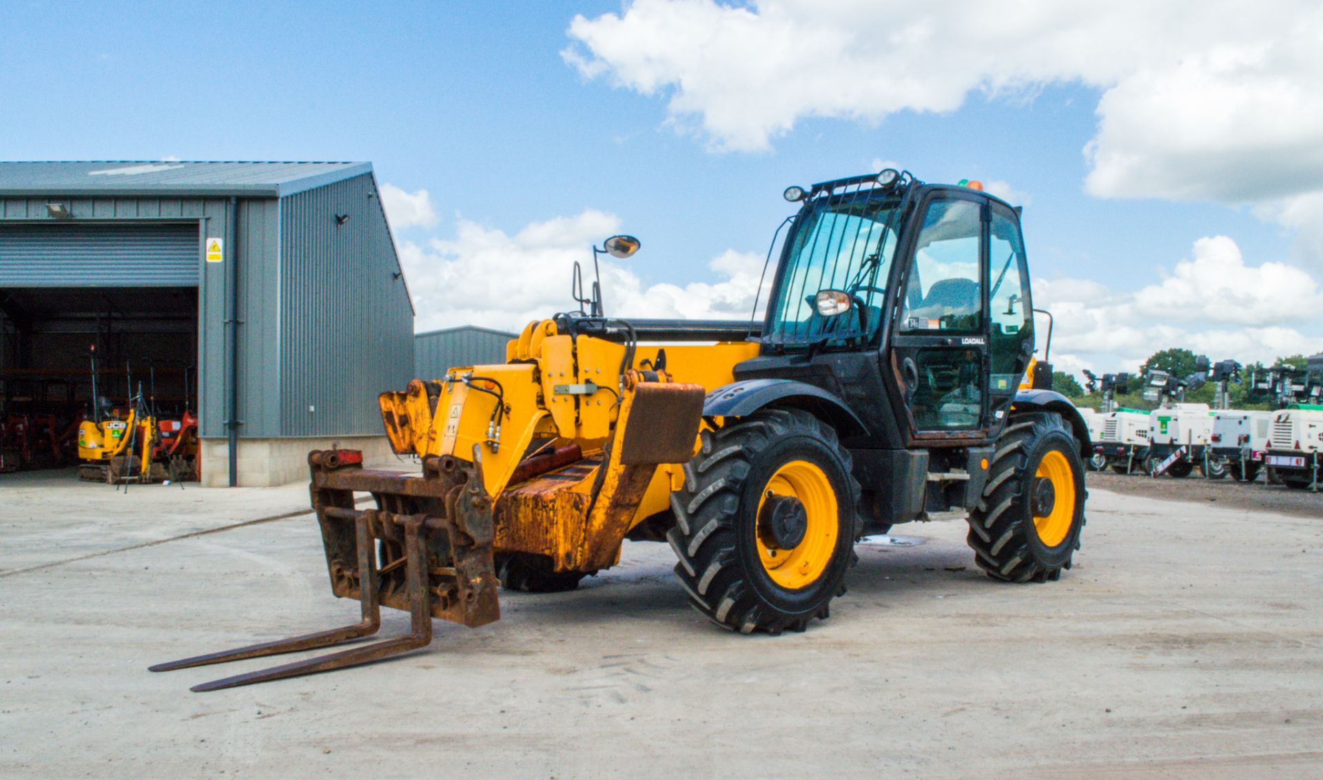 JCB 535-125 12 metre telescopic handler Year: 2016 S/N: 461180 Recorded Hours: 2400 A727307