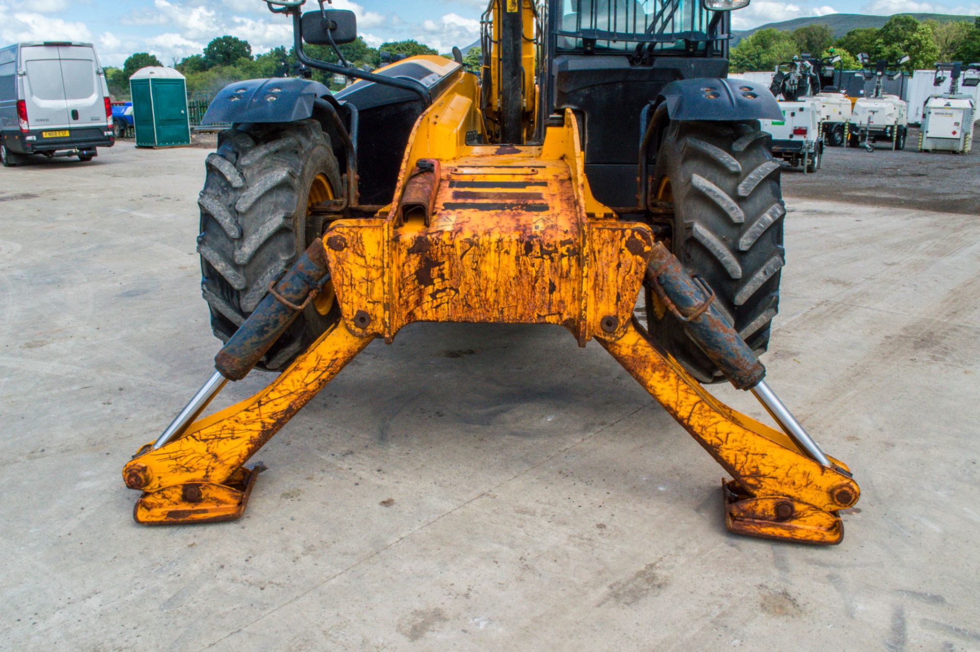 JCB 535-125 12 metre telescopic handler Year: 2016 S/N: 461180 Recorded Hours: 2400 A727307 - Image 15 of 26