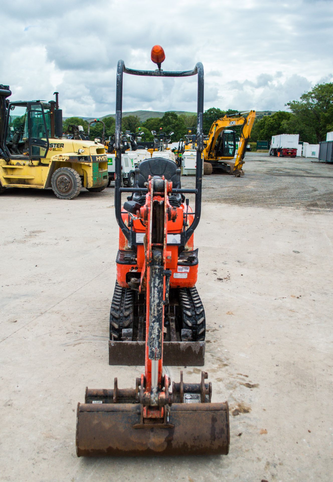 Kubota K008-3 0.8 tonne rubber tracked micro excavator Year: 2018 S/N: 30713 Recorded Hours: 1319 - Image 5 of 20