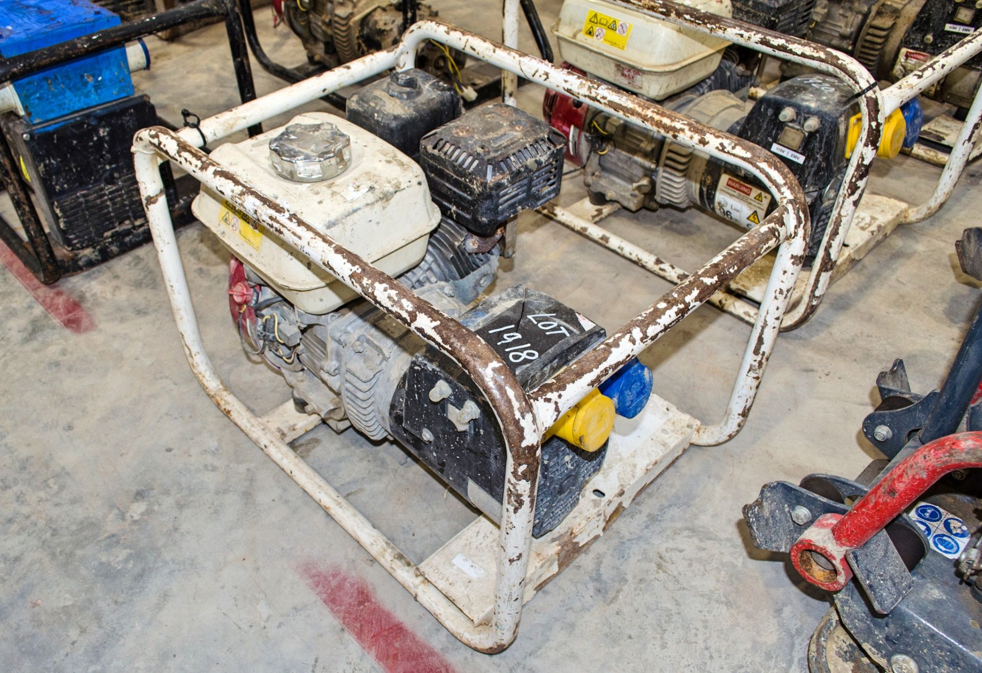 Petrol driven generator PF01348