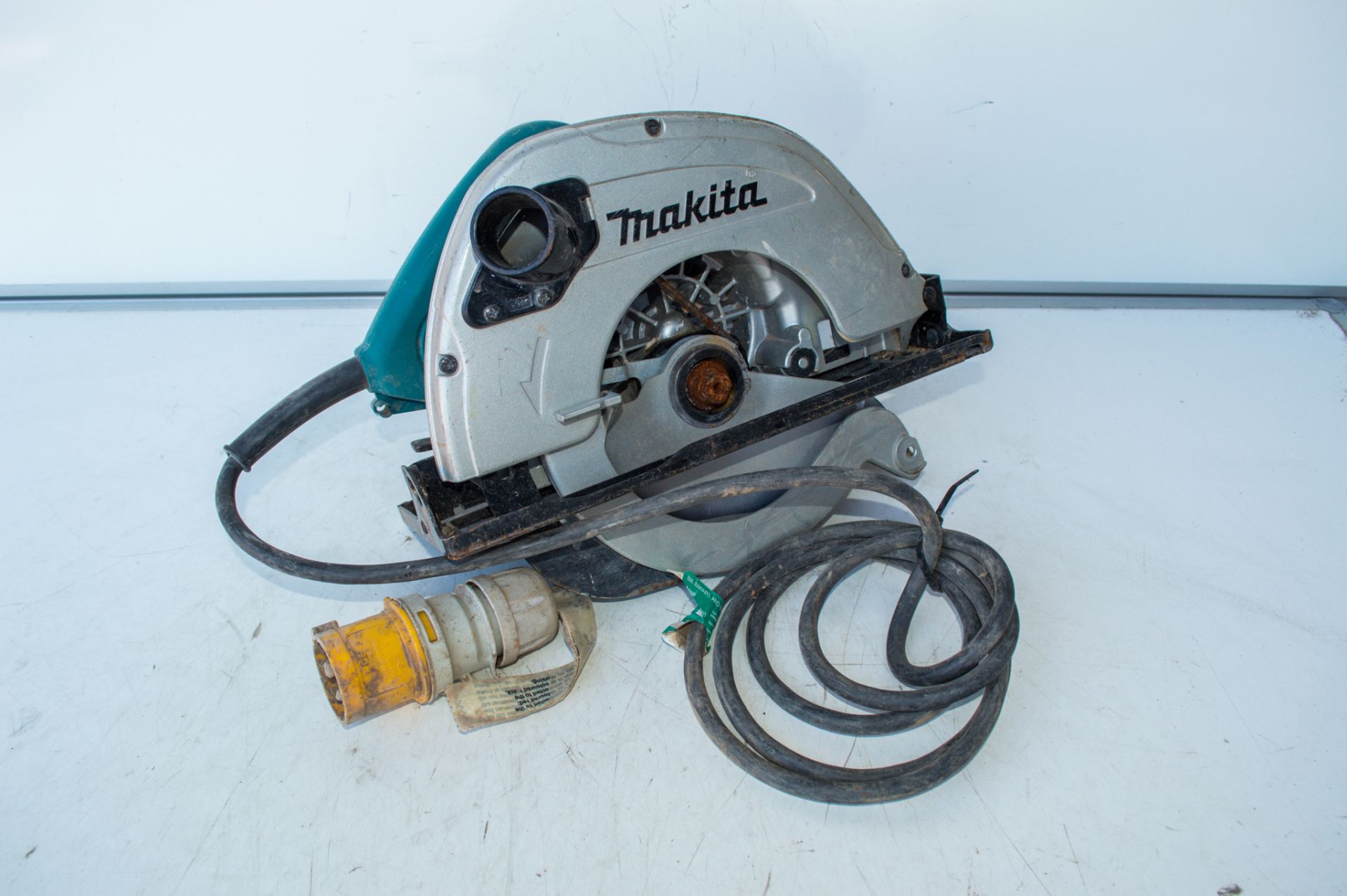 Makita 5704R 110v 190mm circular saw 14043128