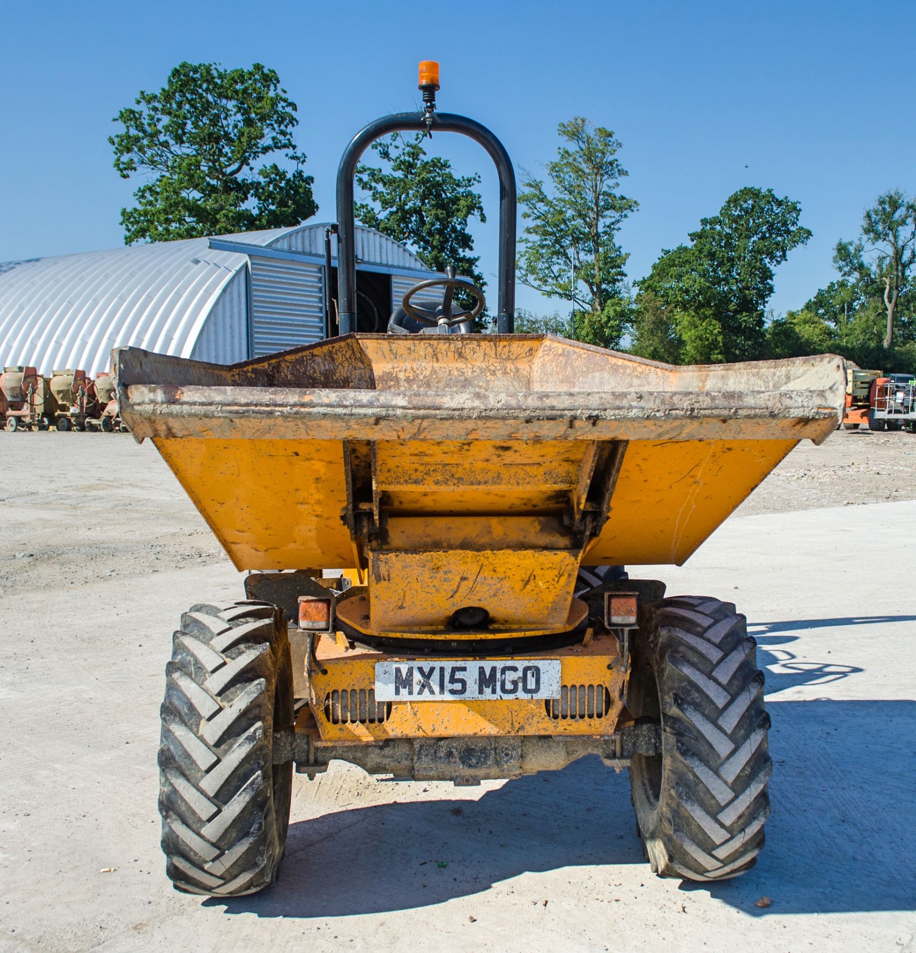 Thwaites 3 tonne swivel skip dumper Year: 2014 S/N: 8503 Recorded hours: A635248 - Image 5 of 21