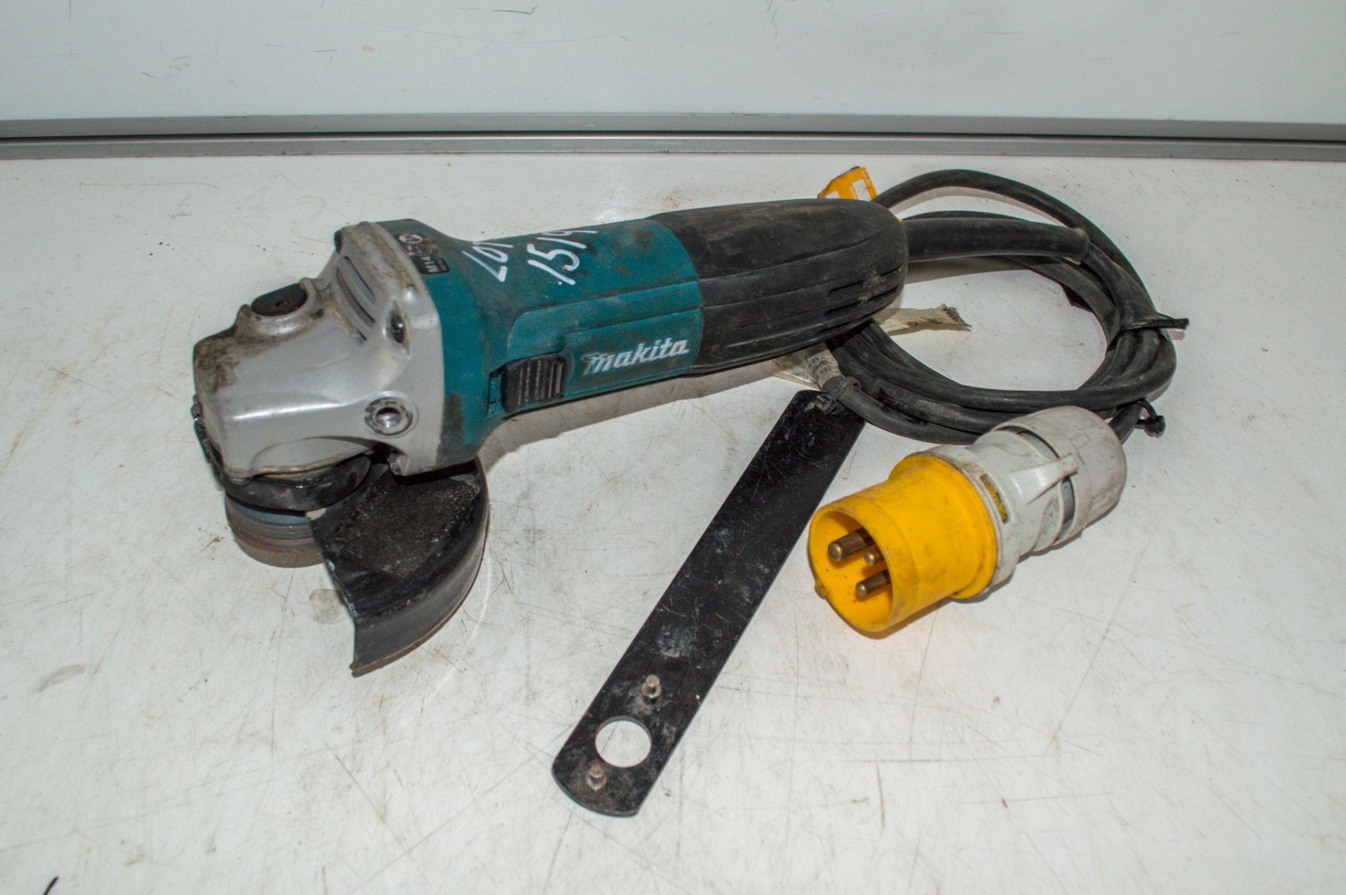 Makita GA4530R 110v 115mm angle grinder 21010463