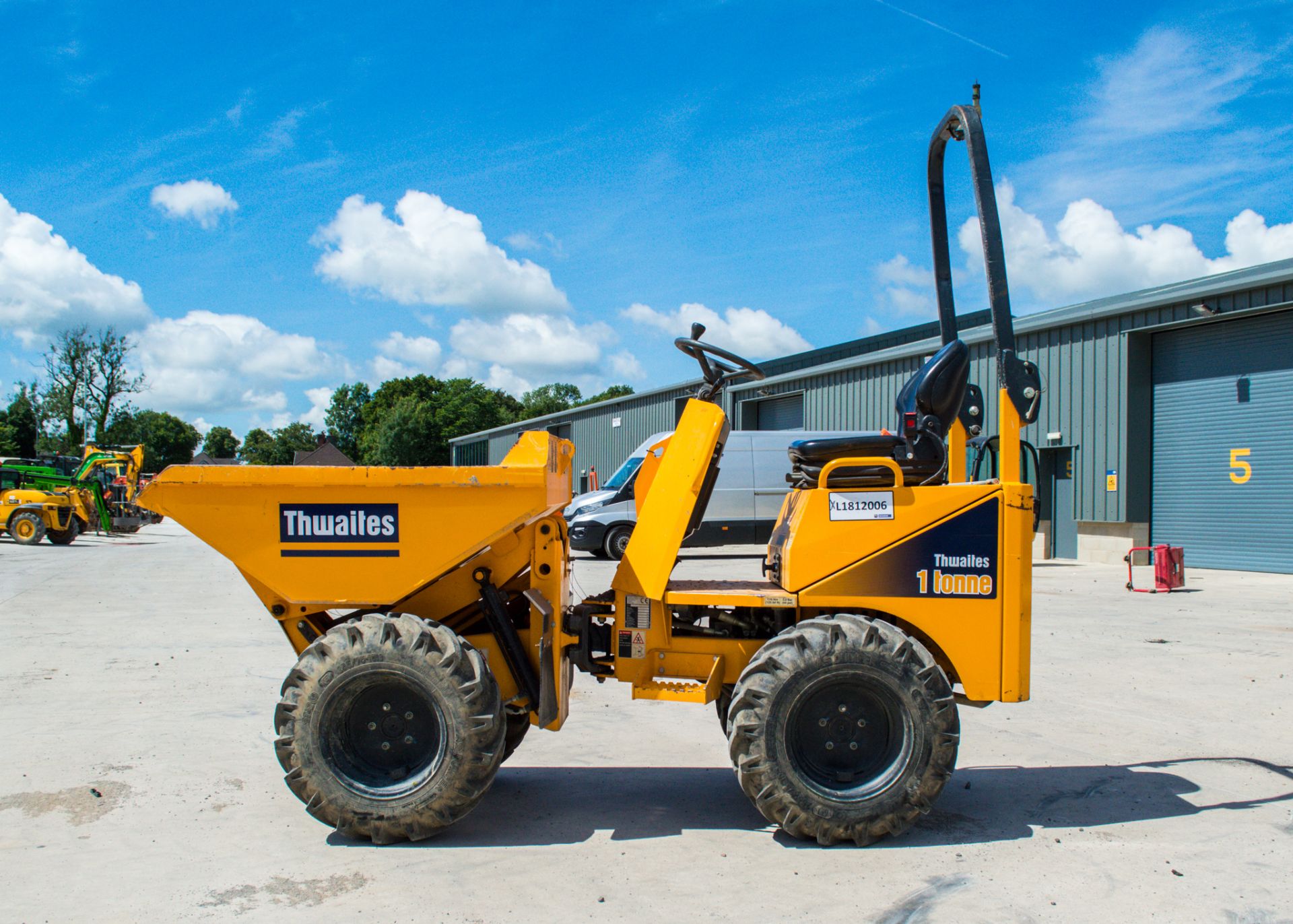 Thwaites 1 tonne hi tip dumper Year: 2018 S/N: E5657 Recorded hours: 422 XL1812006 - Image 7 of 22