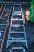 5 tread aluminium step ladder A951686