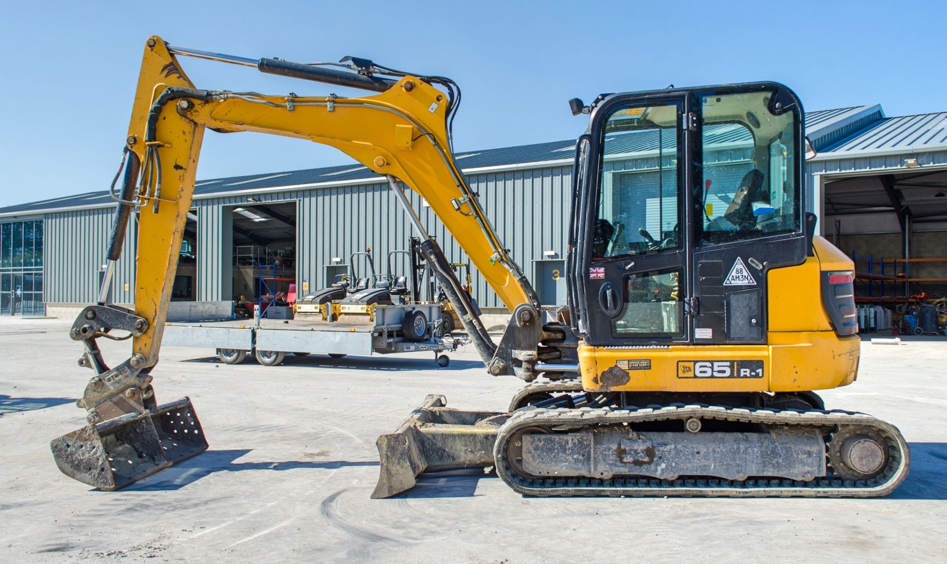 JCB 65R-1 6.5 tonne rubber tracked excavator Year: 2015 S/N: 1914098 Recorded hours: 817 Blade, - Image 7 of 22