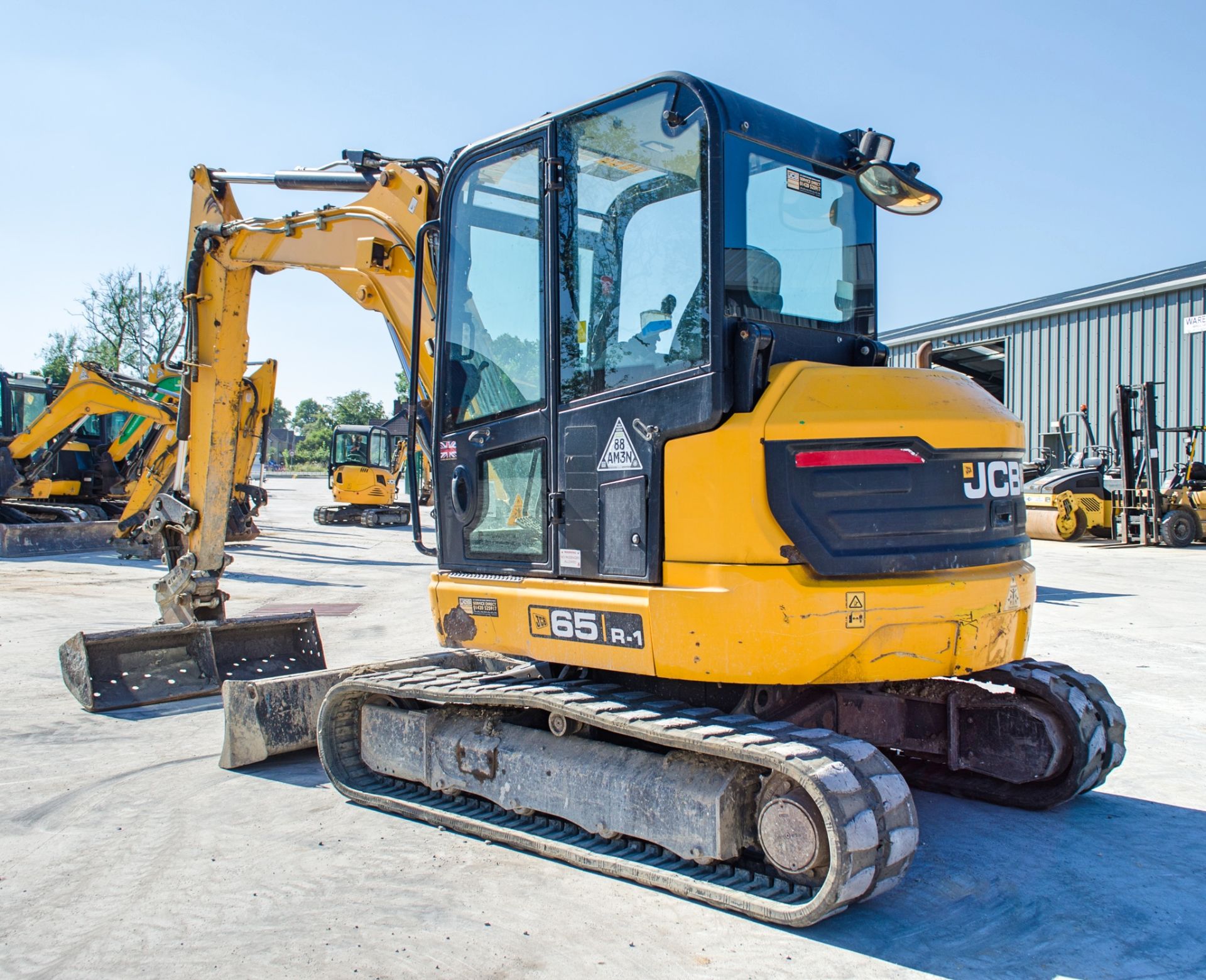 JCB 65R-1 6.5 tonne rubber tracked excavator Year: 2015 S/N: 1914098 Recorded hours: 817 Blade, - Image 4 of 22