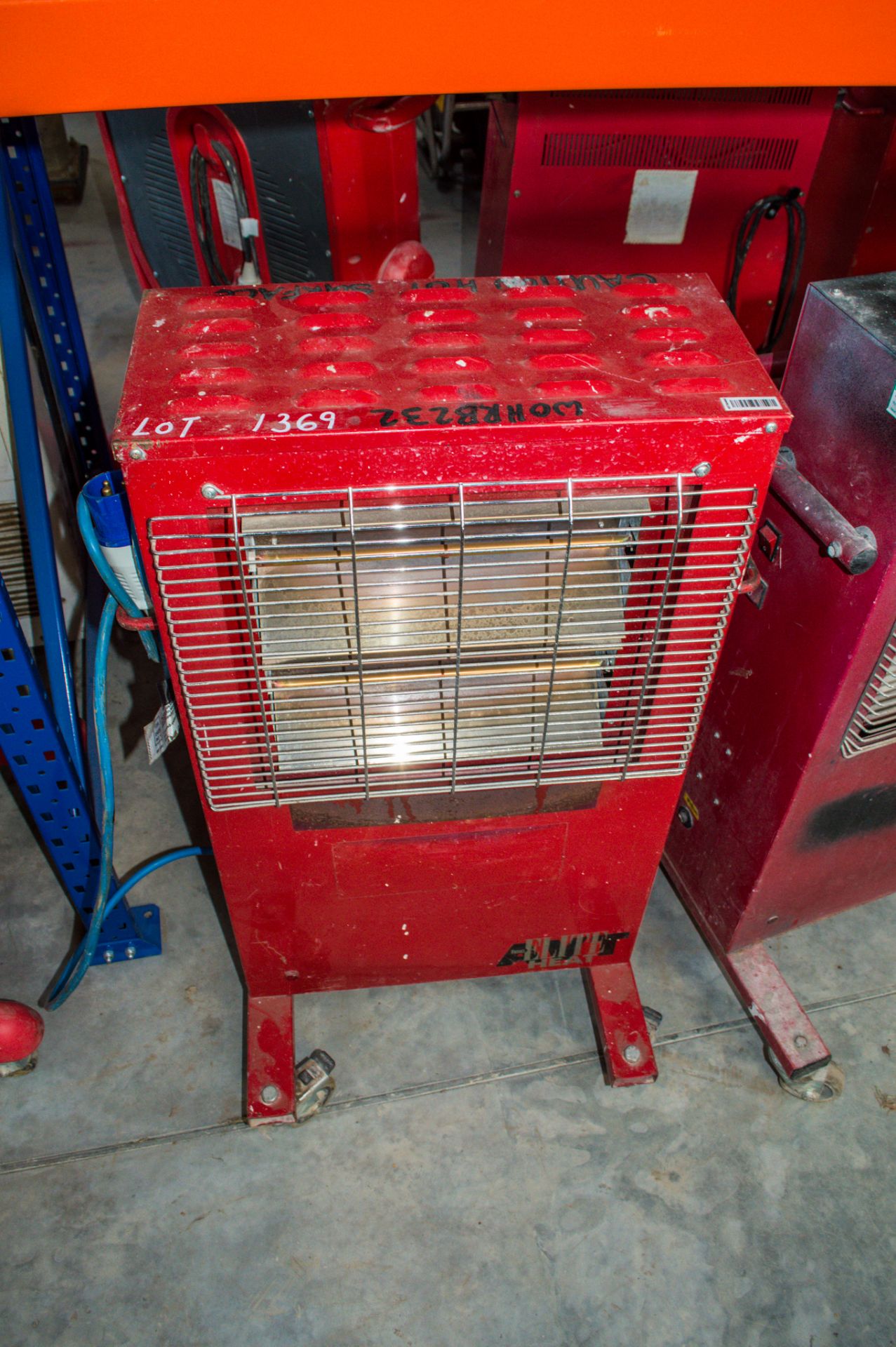 2 - Elite Heat 240v infra red heaters 18105219/HRB232 - Image 2 of 2