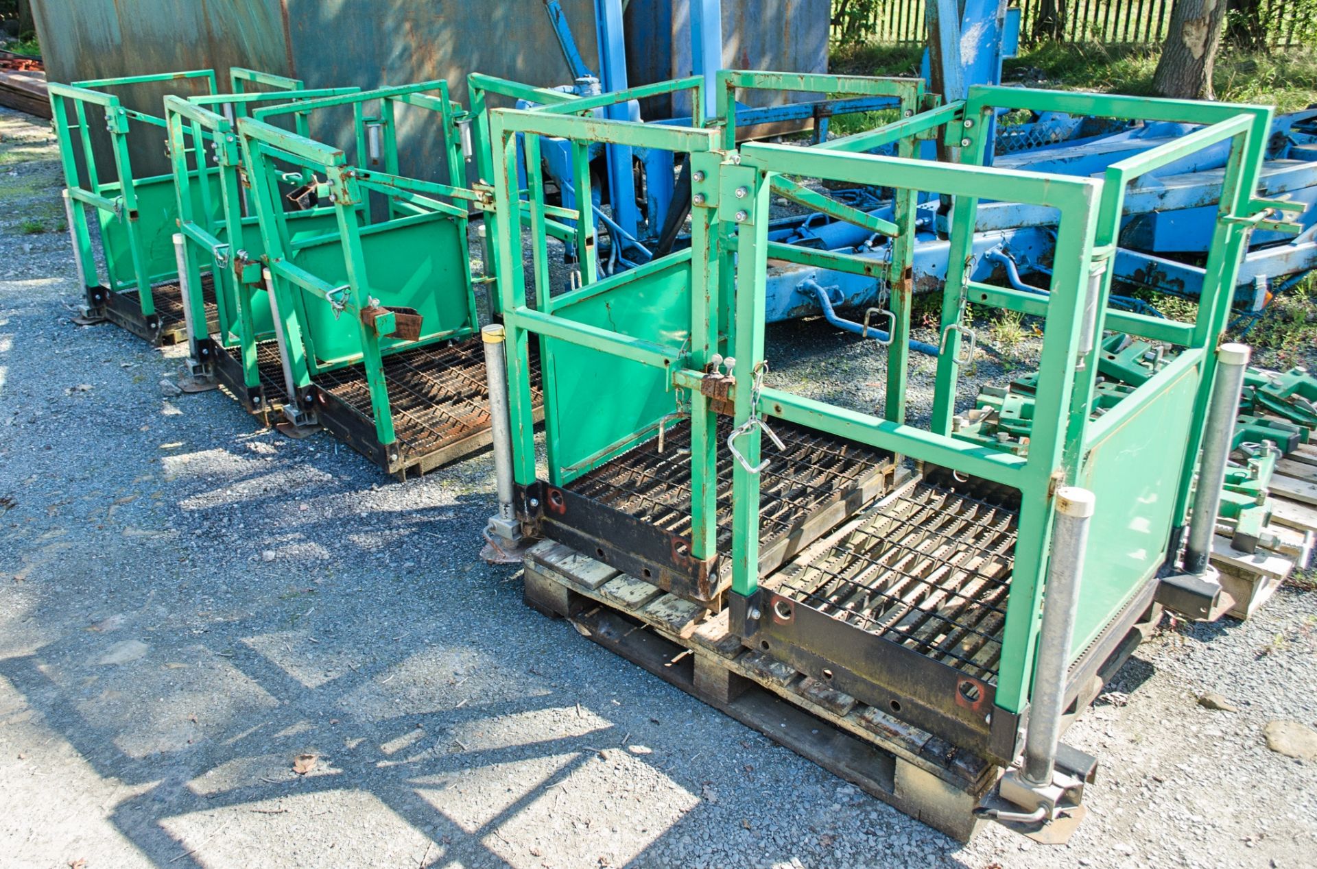 5 - steel personnel platforms and clamps as photographed