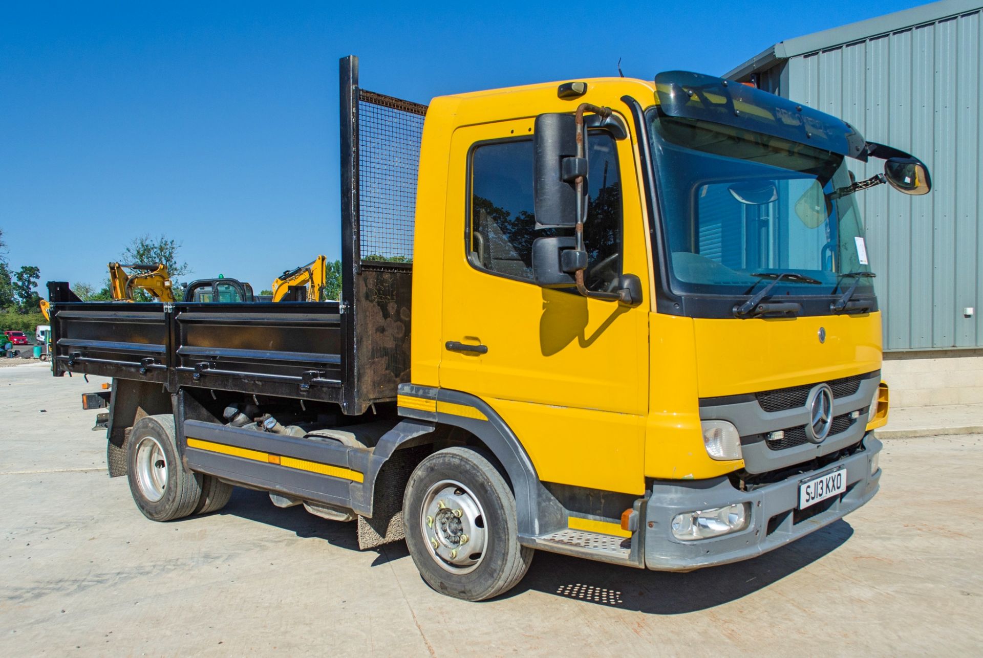 Mercedes Benz Atego 7.5 tonne 4x2 tipper lorry Reg no: SJ13 KXO Date of registration: Recorded - Image 2 of 28