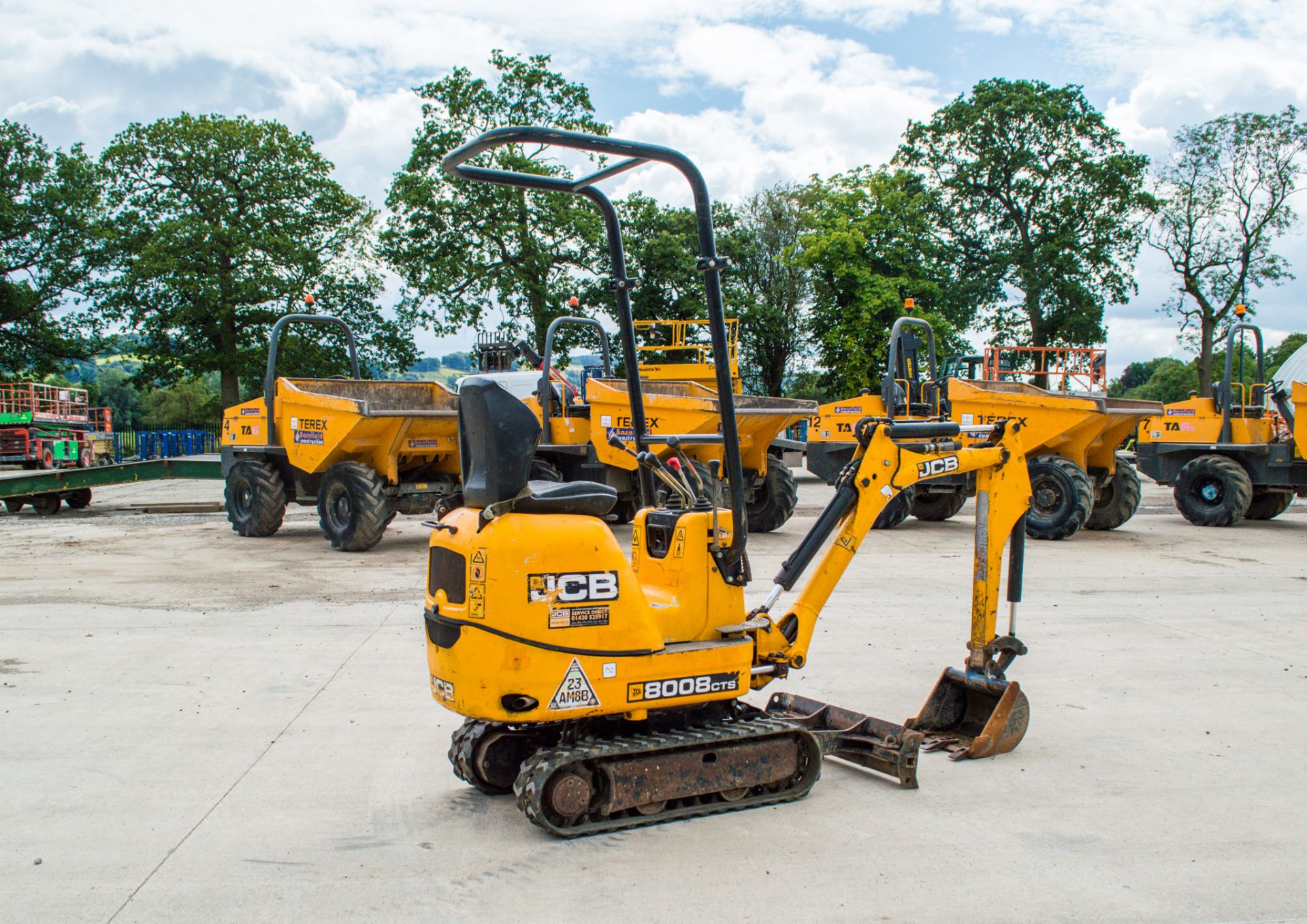 JCB 8008 CTS 0.8 tonne rubber tracked micro excavator Year: 2015 S/N: 410912 Recorded Hours: 1154 - Image 3 of 18