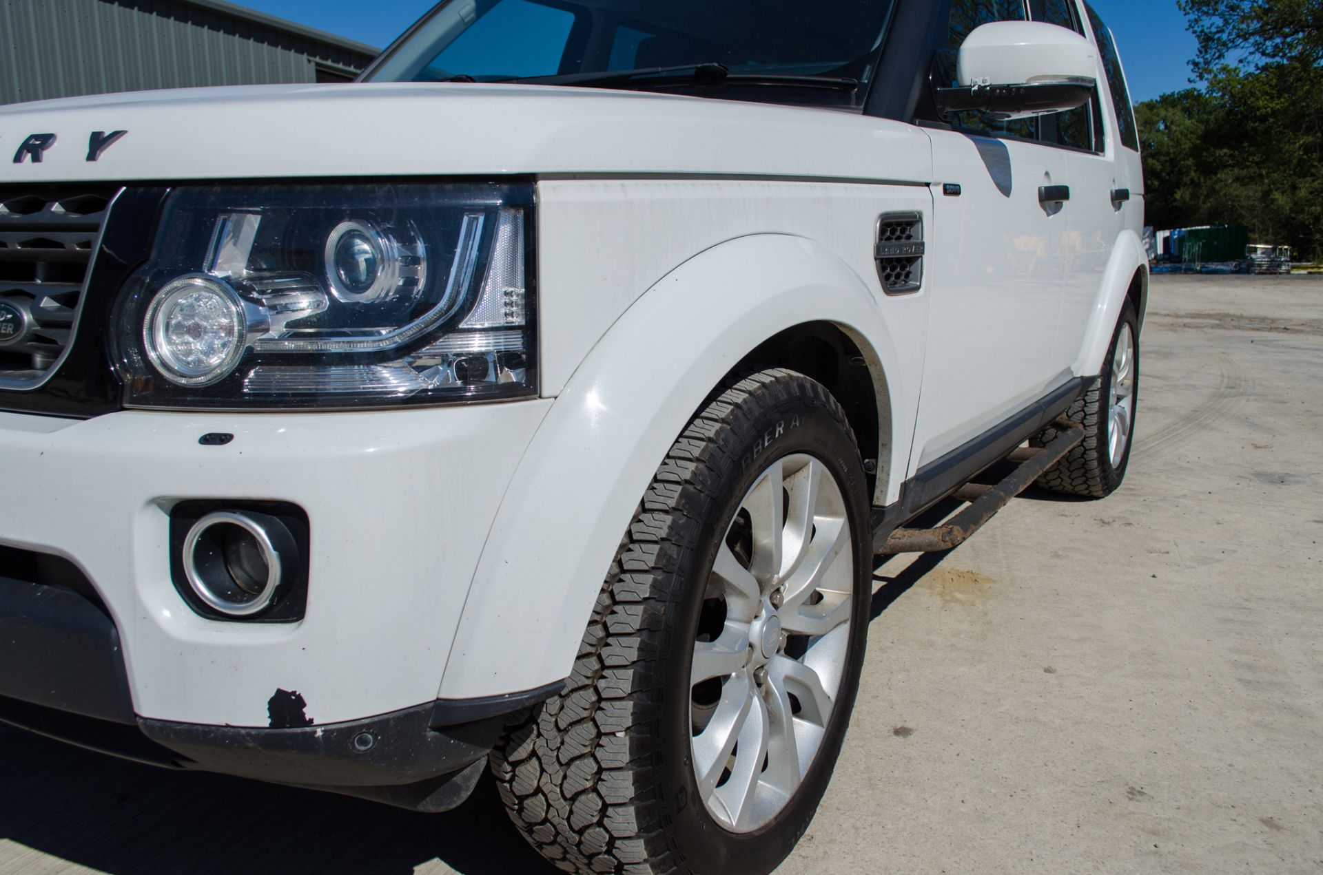 Land Rover Discovery 4 3.0 SE SDV6 Commercial 4x4 utility vehicle Reg No: PL65 SVR Date of - Image 9 of 32