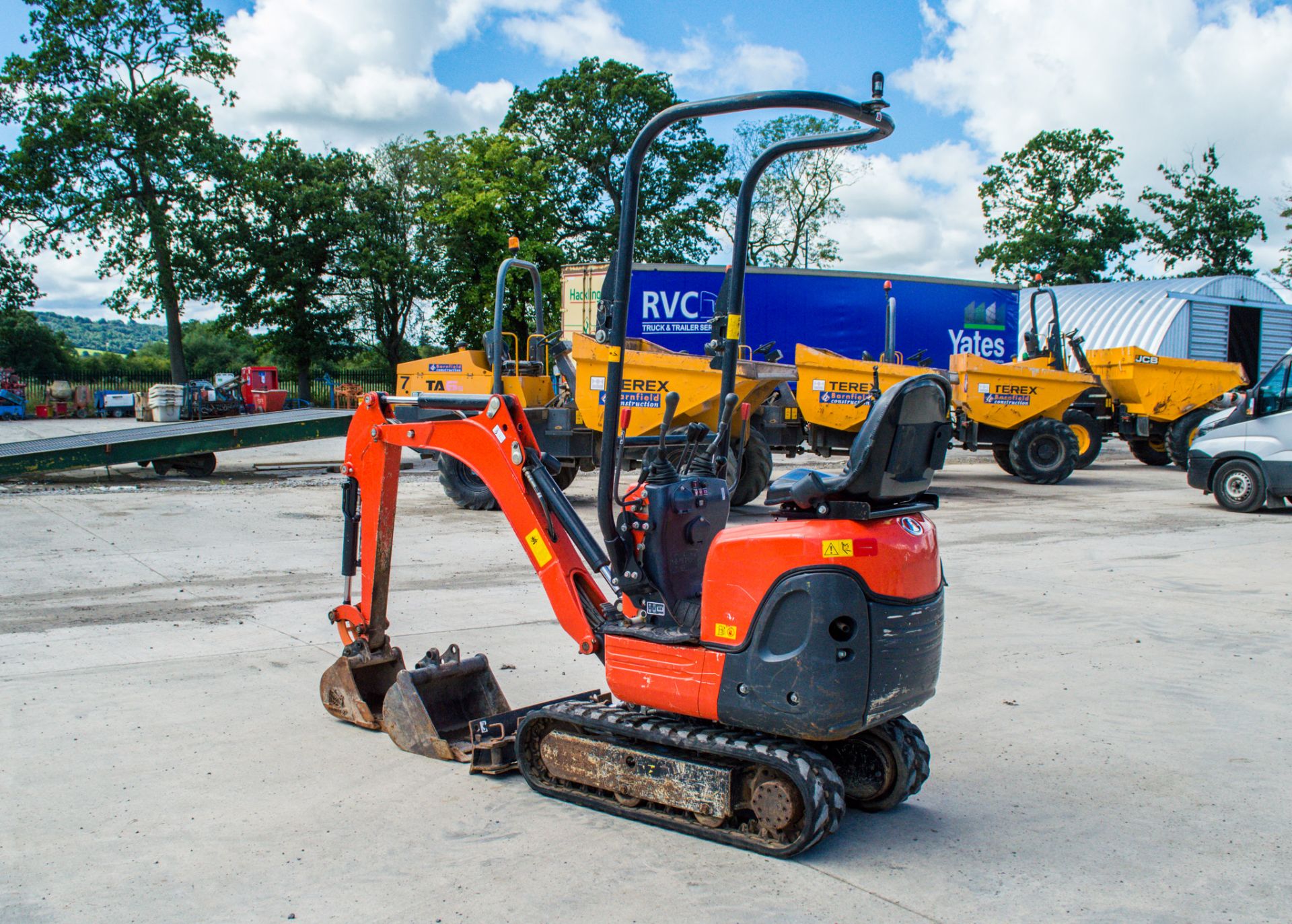 Kubota K008-3 0.8 tonne rubber tracked micro excavator Year: 2018 S/N: 31099 Recorded Hours: 657 - Image 4 of 21