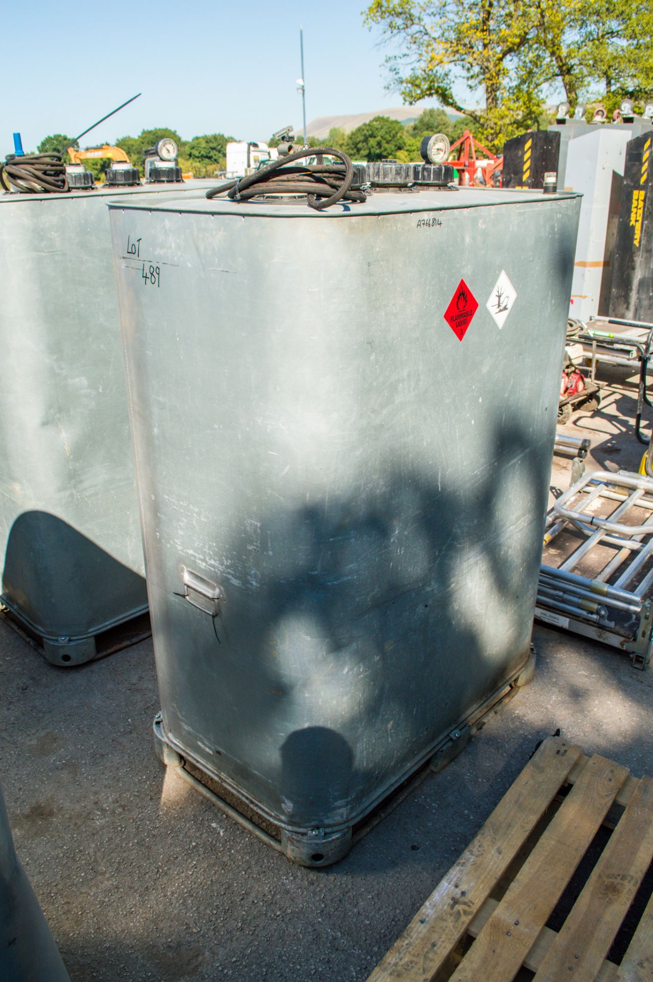 1000 litre bunded fuel tank A766814