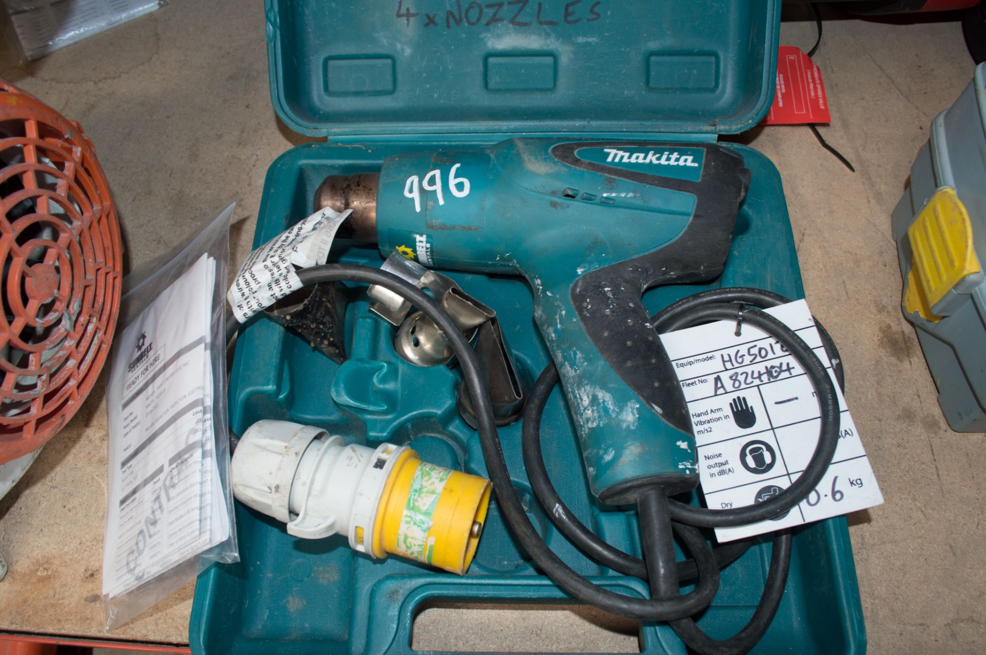 Makita HG5012 110v heat gun c/w carry case A824104