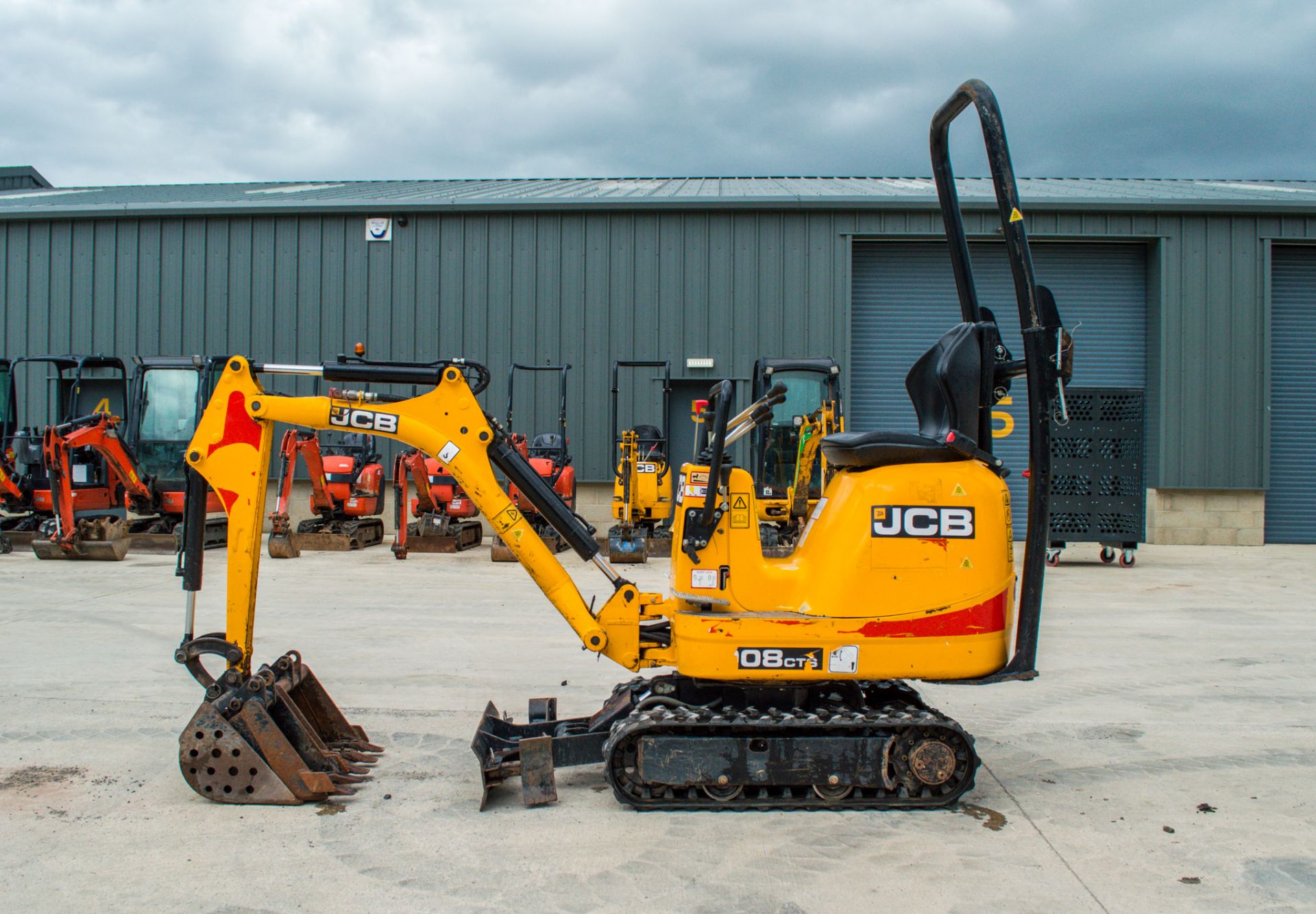 JCB 8008 CTS 0.8 tonne rubber tracked micro excavator Year: 2018 S/N: 749798 Recorded Hours: 537 - Bild 8 aus 21