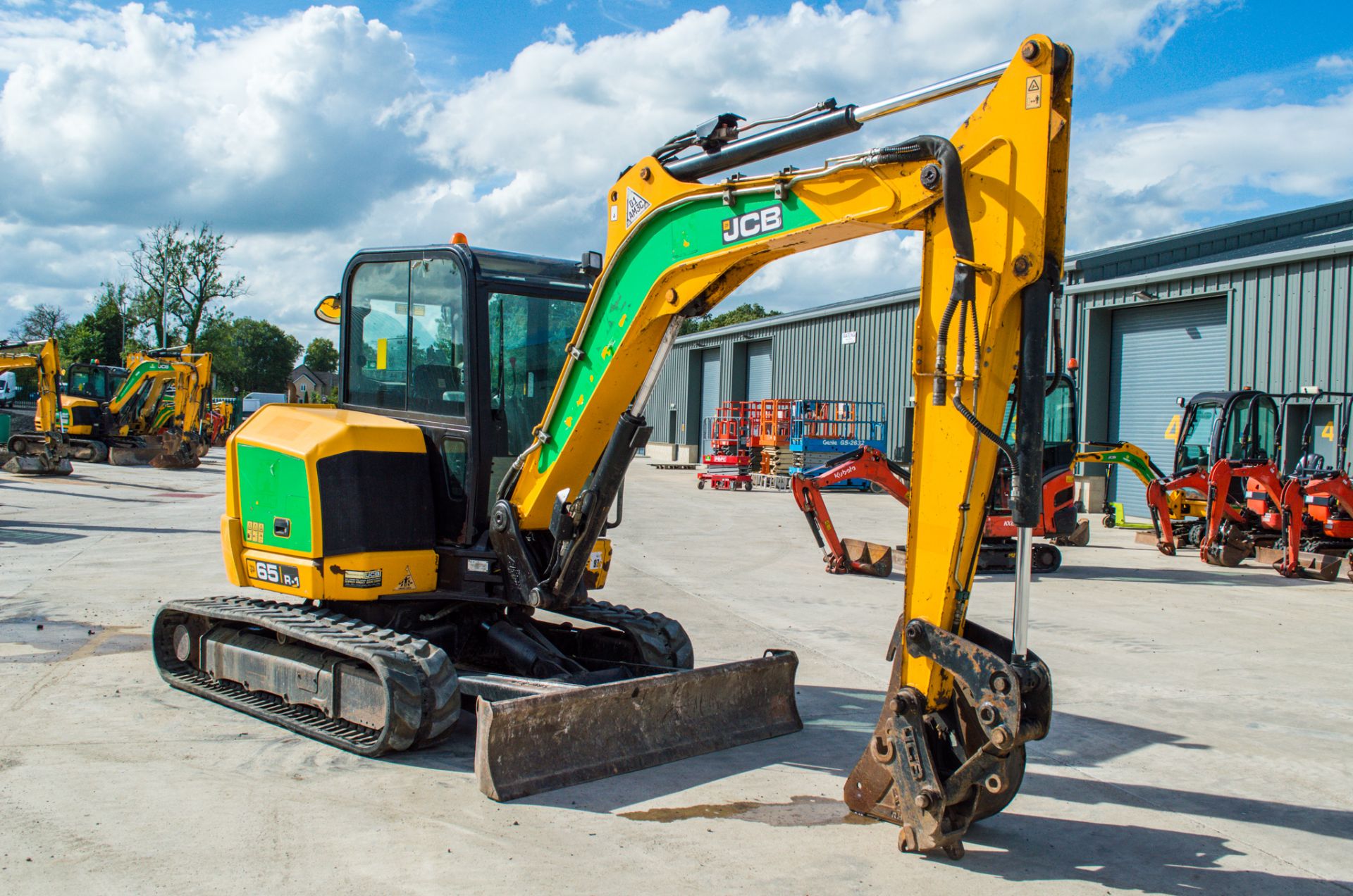 JCB 65R-1 6.5 tonne rubber tracked midi excavator  Year: 2015 S/N: 914068 Recorded Hours: 2673 - Image 2 of 22