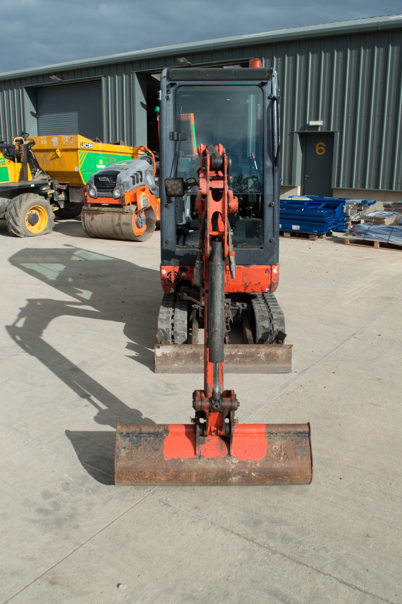 Kubota KX016-4 1.6 tonne rubber tracked mini excavator Year: 2014 S/N: 57612 Recorded Hours: 2624 - Image 5 of 19