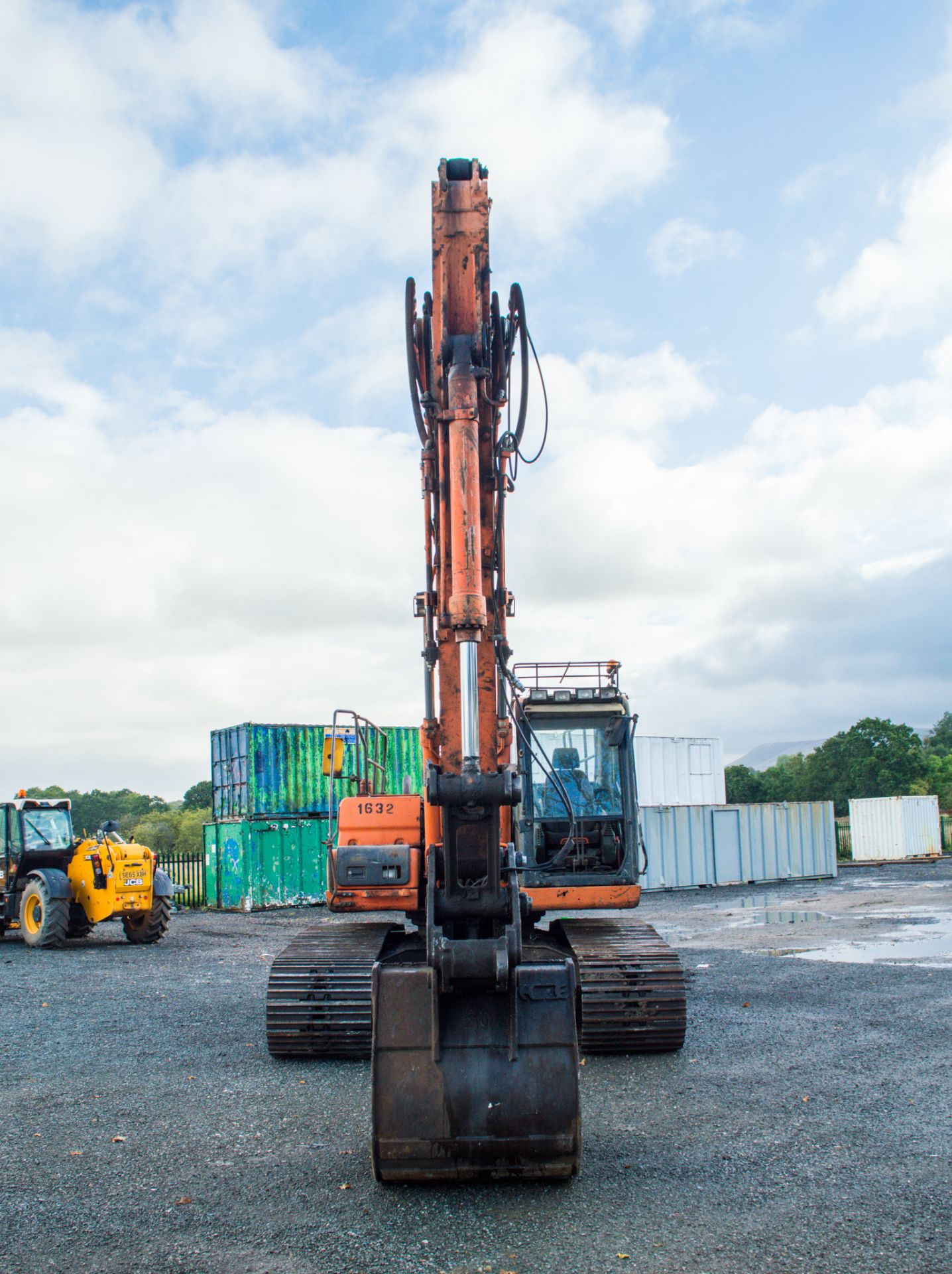 Doosan DX225 LC 25 tonne steel tracked excavator  Year: 2012 S/N: 005112 Recorded Hours: 10481 - Image 5 of 20