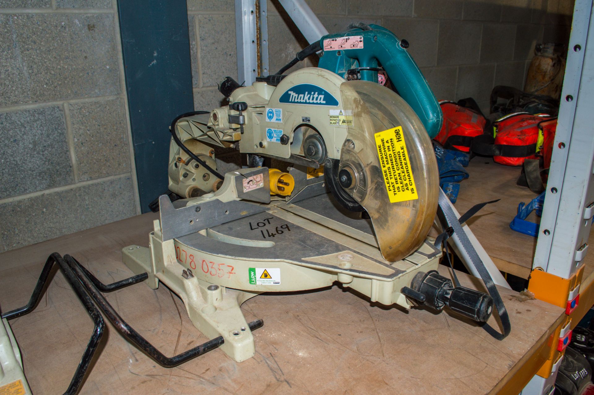 Makita LS1013 110v 260mm cross cut mitre saw 02780357