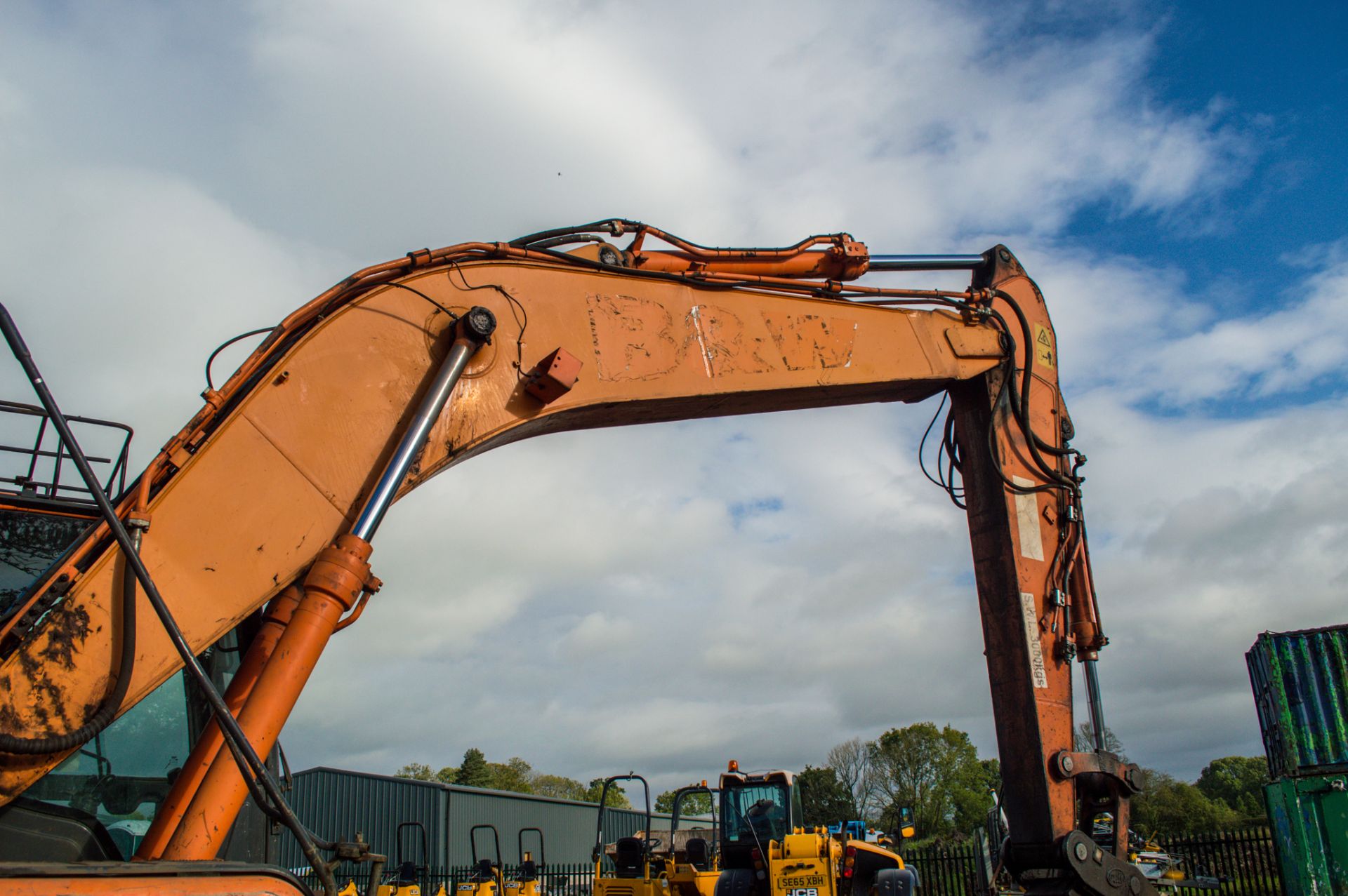 Doosan DX225 LC 25 tonne steel tracked excavator  Year: 2012 S/N: 005112 Recorded Hours: 10481 - Image 13 of 20