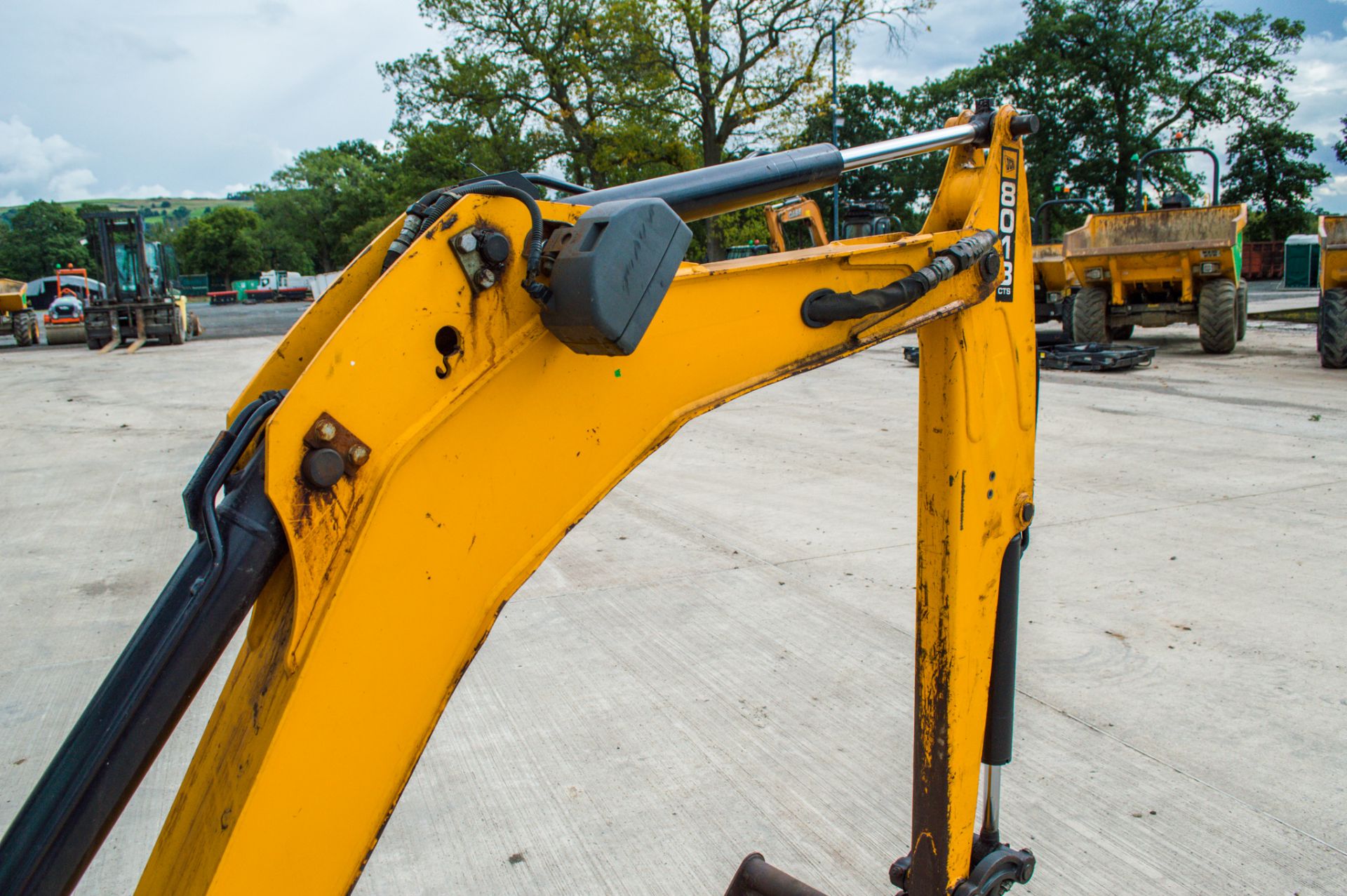 JCB 8016 CTS 1.6 tonne rubber tracked mini excavator Year: 2014 S/N: 71584 Recorded Hours: 2465 - Image 11 of 21