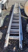 3 stage aluminium ladder A573348