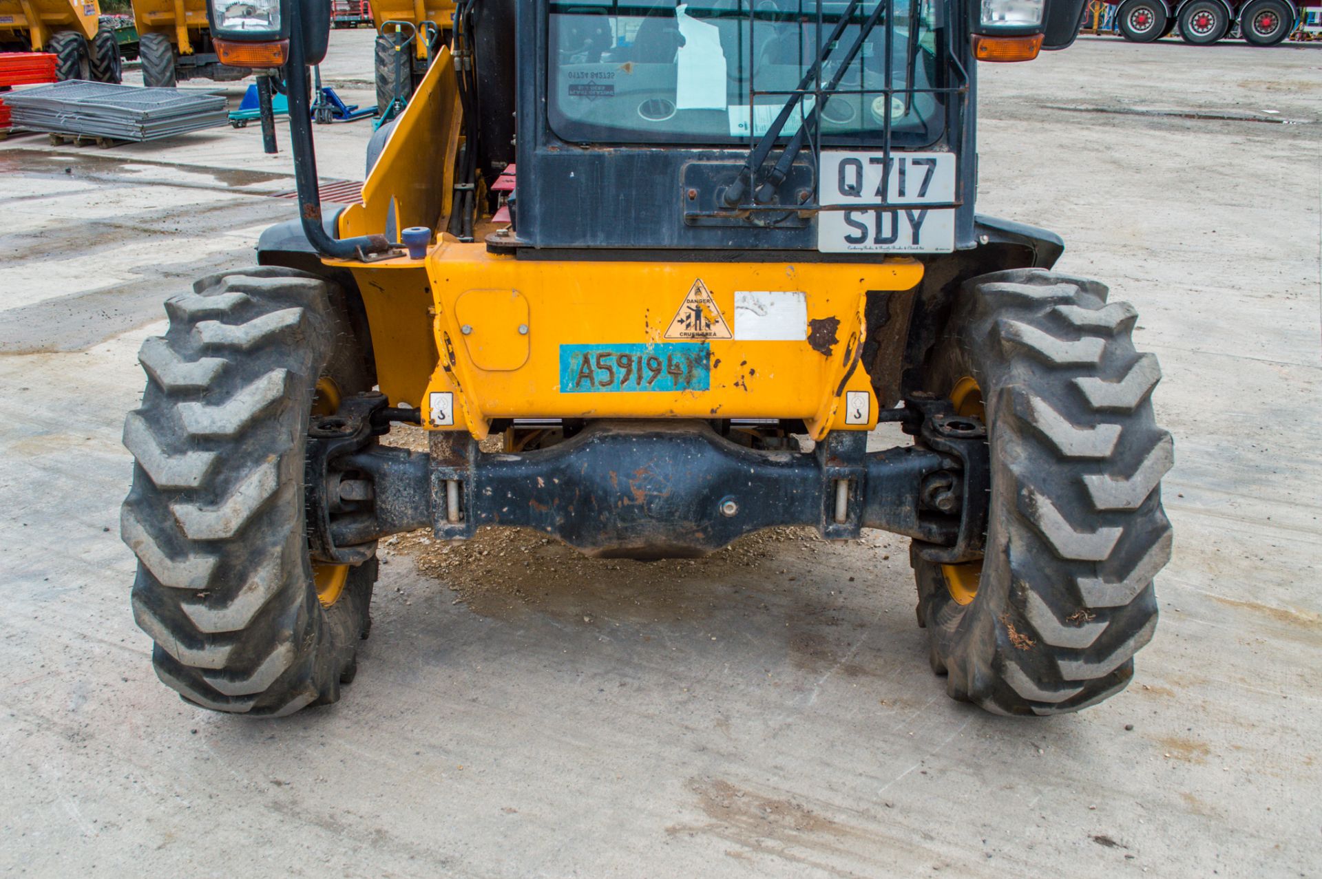 JCB 524-50 5 metre telescopic handler Year: 2012 S/N: 1419428 Recorded Hours: 3294 ** Reverse will - Image 14 of 19