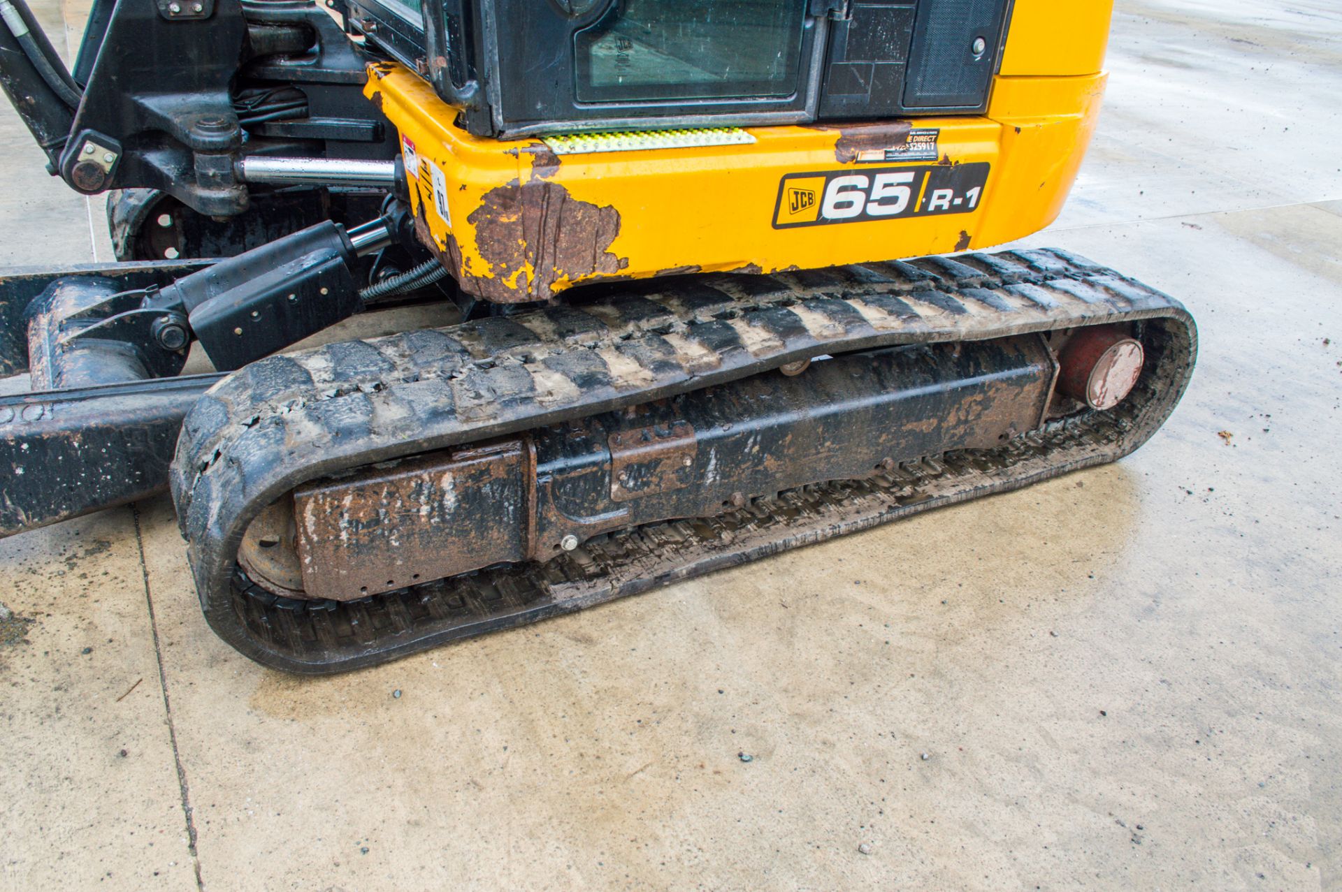 JCB 65R-1 6.5 tonne rubber tracked midi excavator Year: 2015 S/N: 914111 Recorded Hours: 478 - Image 9 of 20