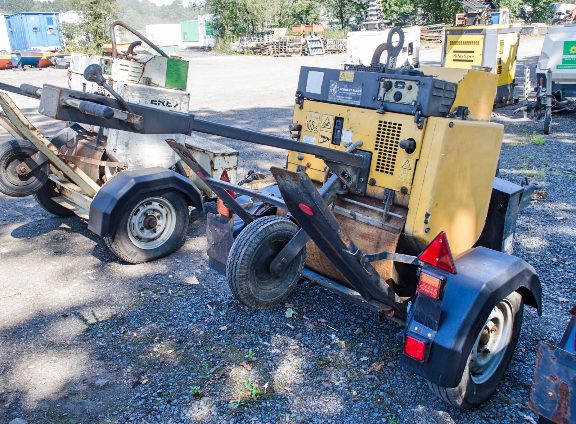 Mecalac MBR71 diesel petrol driven roller breaker Year: 2018 c/w roller trailer, hydraulic breaker - Image 2 of 5