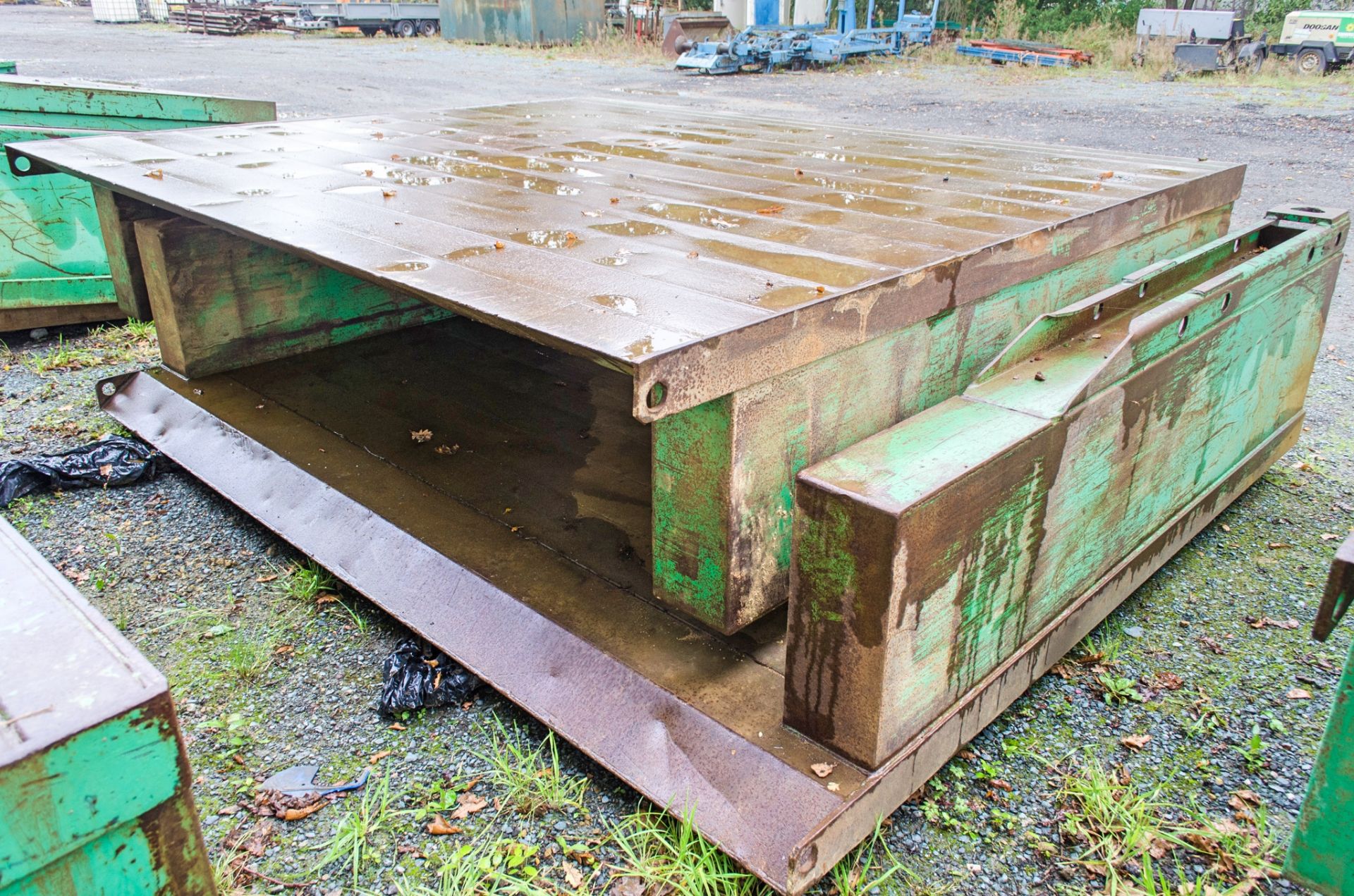 3 metre x 2.5 metre trench box - Image 2 of 2
