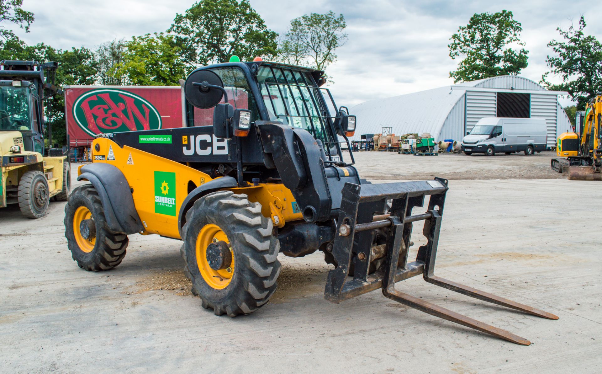 JCB 524-50 5 metre telescopic handler Year: 2012 S/N: 1419428 Recorded Hours: 3294 ** Reverse will - Image 2 of 19