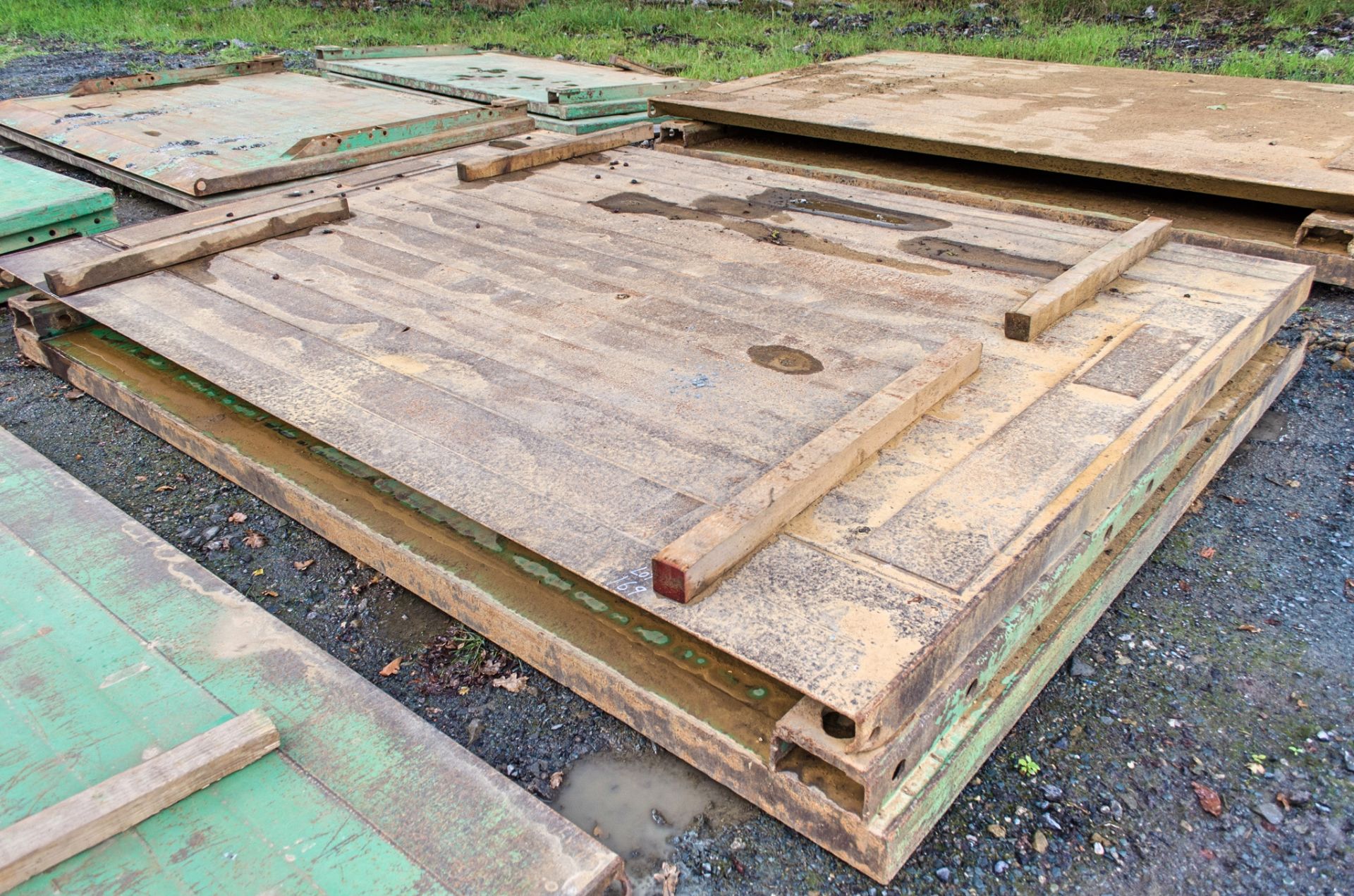 3 metre x 2.5 metre trench box