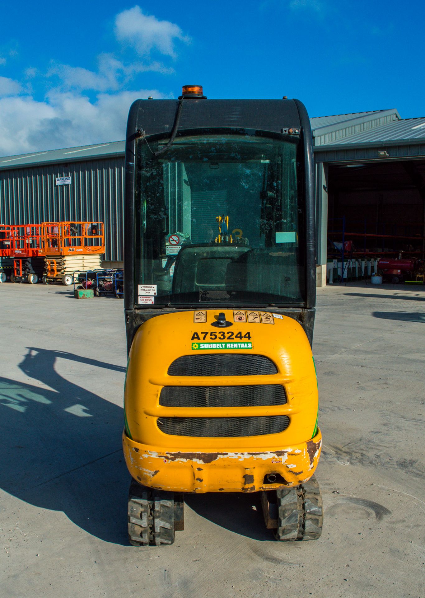 JCB 8018cts 1.8 tonne rubber tracked mini excavator Year: 2016 S/N: 97411 Recorded Hours: 1603 - Image 6 of 19