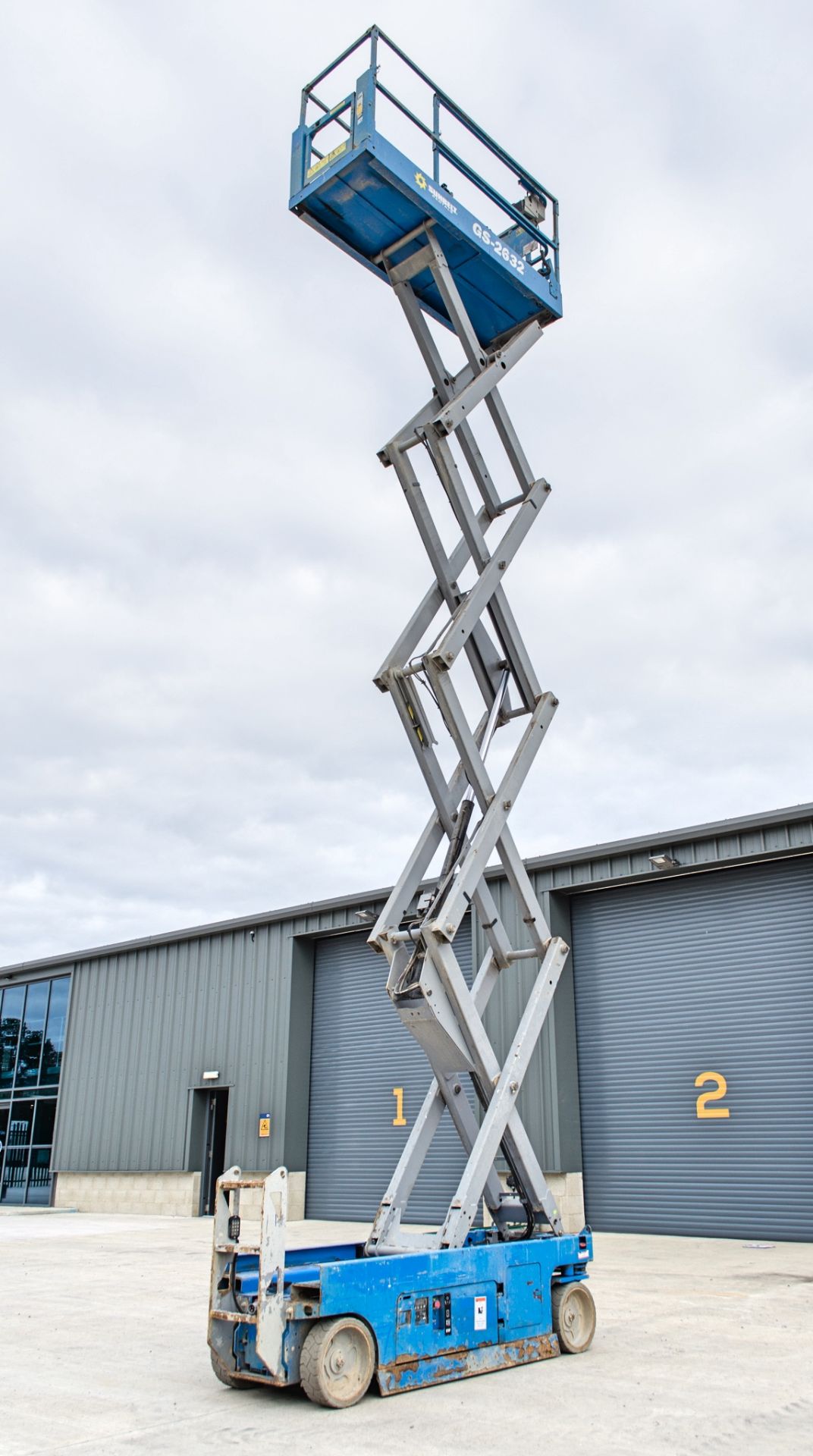 Genie GS2632 battery electric scissor lift Year: 2016 Recorded Hours: 246 PF2147 - Image 5 of 8