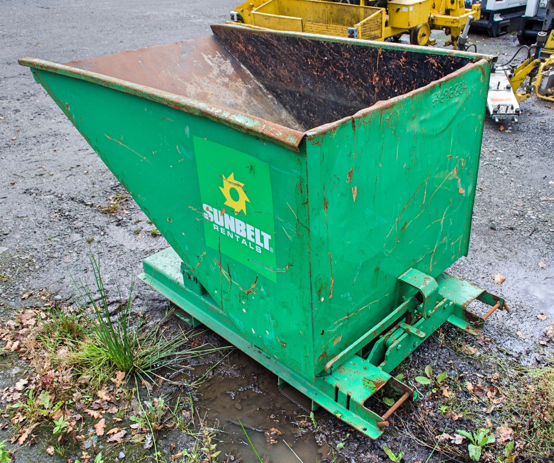 Steel tipping skip A696804 - Image 2 of 2