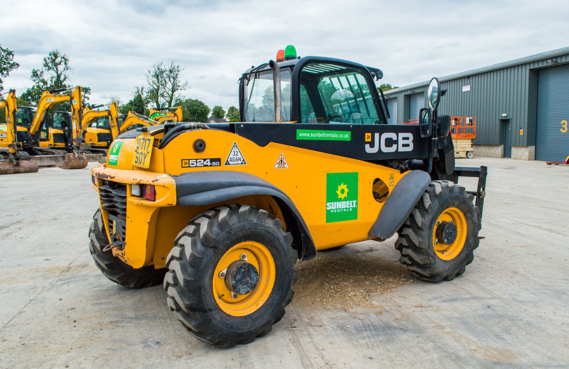 JCB 524-50 5 metre telescopic handler Year: 2012 S/N: 1419428 Recorded Hours: 3294 ** Reverse will - Image 3 of 19