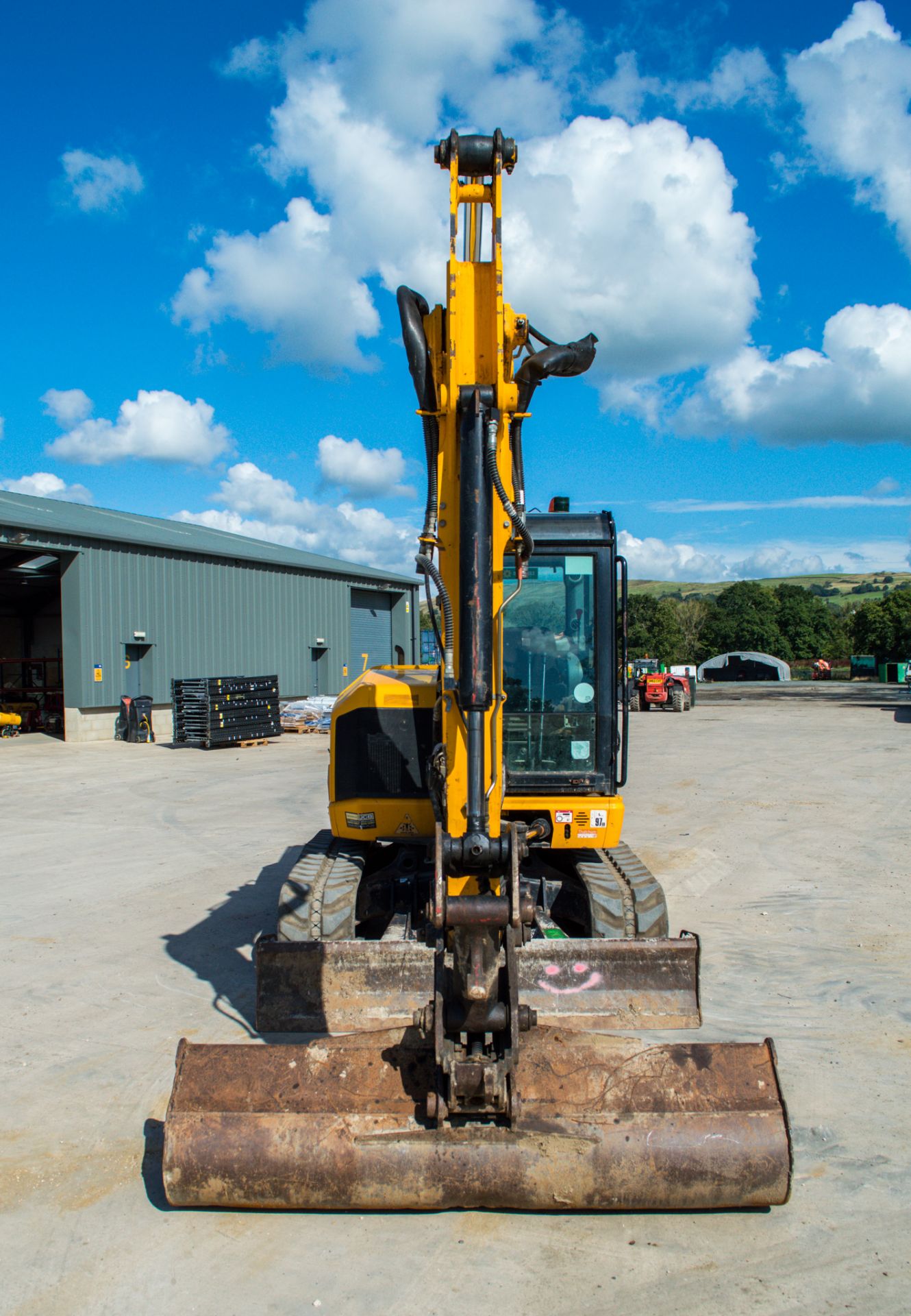 JCB 65R-1 6.5 tonne rubber tracked midi excavator Year: 2015 S/N: 1914004 Recorded Hours: 2859 - Image 5 of 20