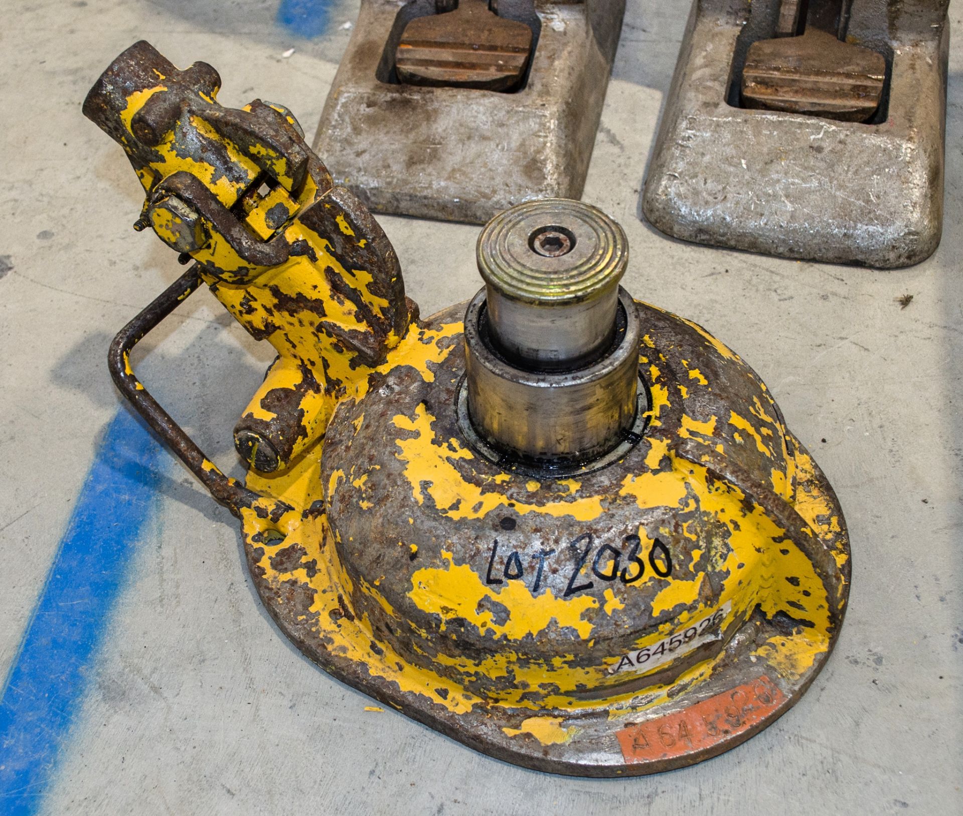 Hydraulic pan jack A645926