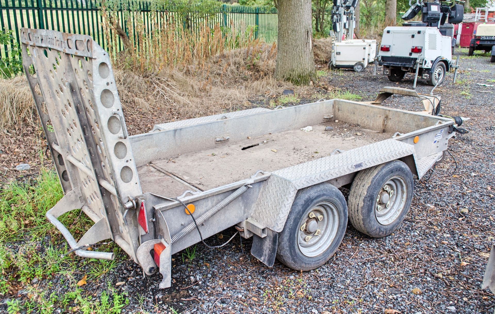 Ifor Williams GH94BT 8ft x 4ft tandem axle plant trailer S/N: 0674913 A694838 - Image 2 of 4