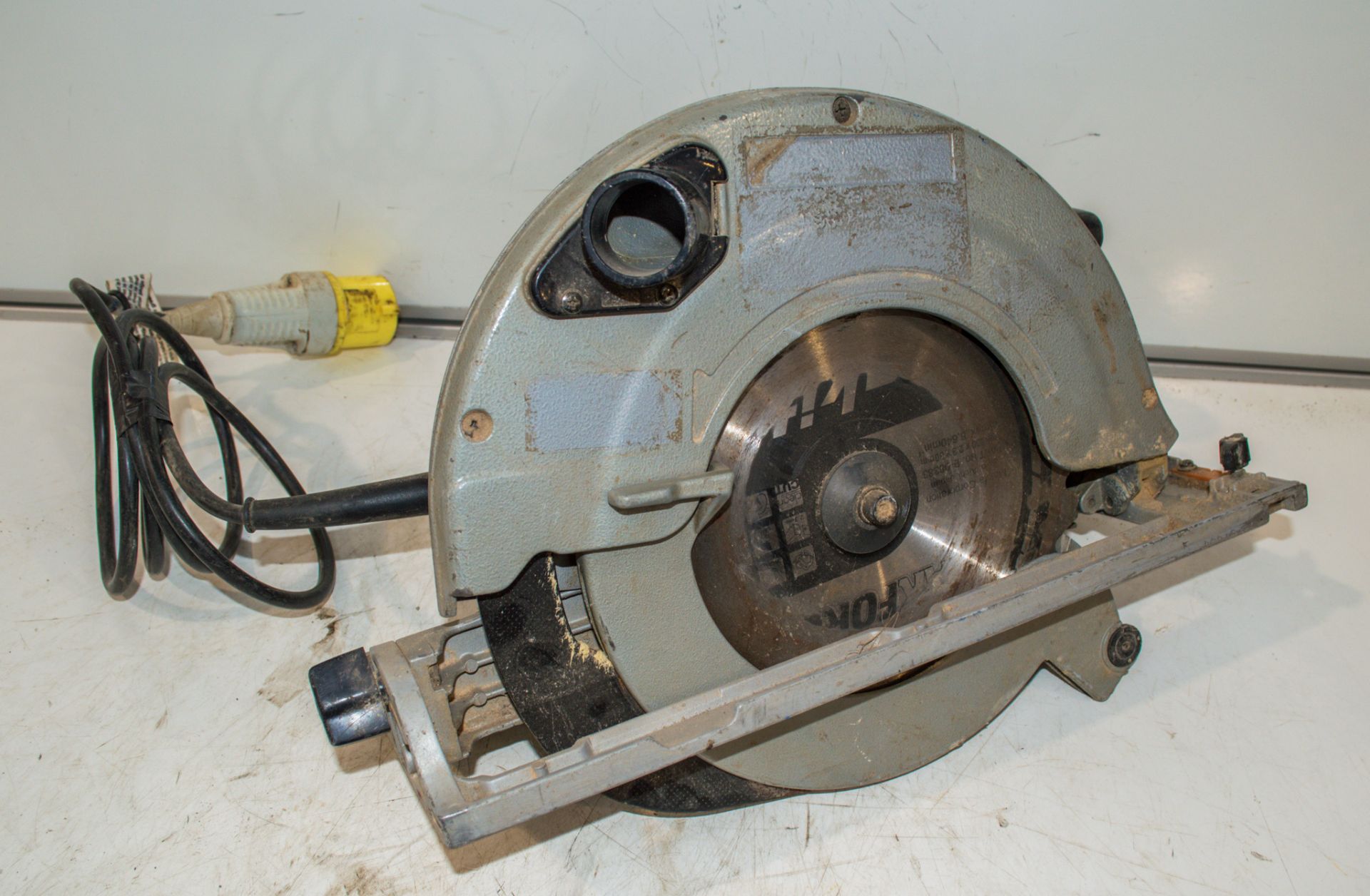 Makita 5903R 110v 235mm circular saw 02031192