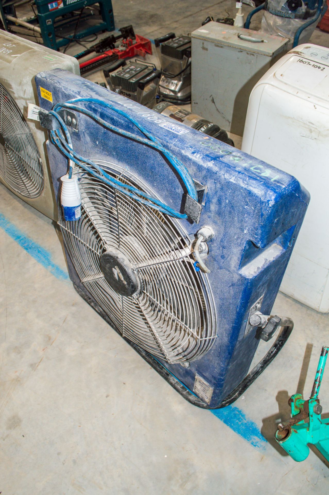 HPL 5000 240v air circulation fan 18210029