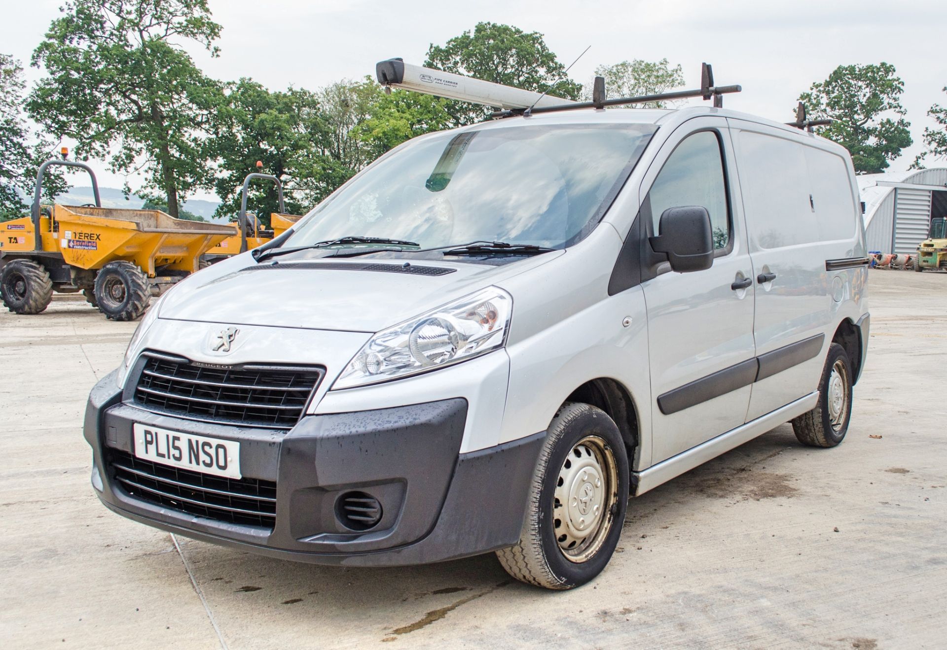 Peugeot Expert HDi 2 litre diesel panel van Registration Number: PL15 NSO Date of registration: 31/