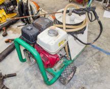 Petrol driven pressure washer c/w hose and lance A738551