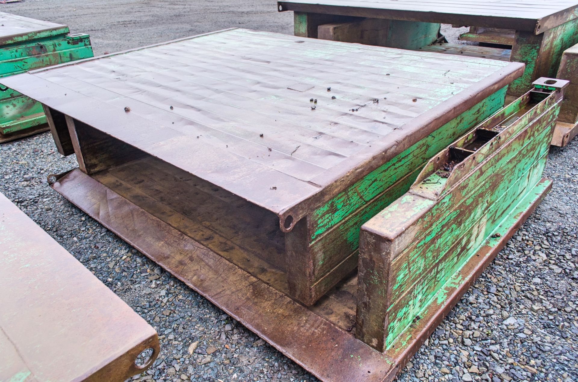 2.5 metre x 2 metre trench box - Image 2 of 2