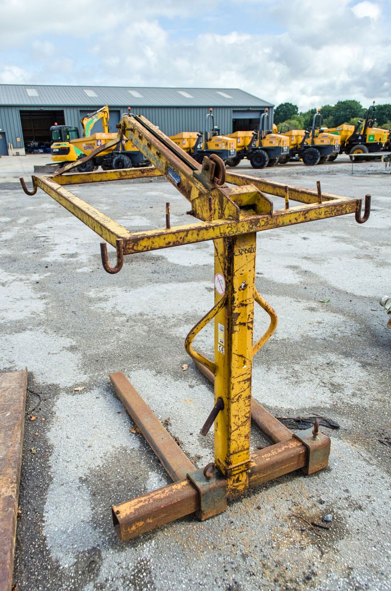 Probst 2 tonne self-levelling crane forks L3295020 - Image 2 of 2