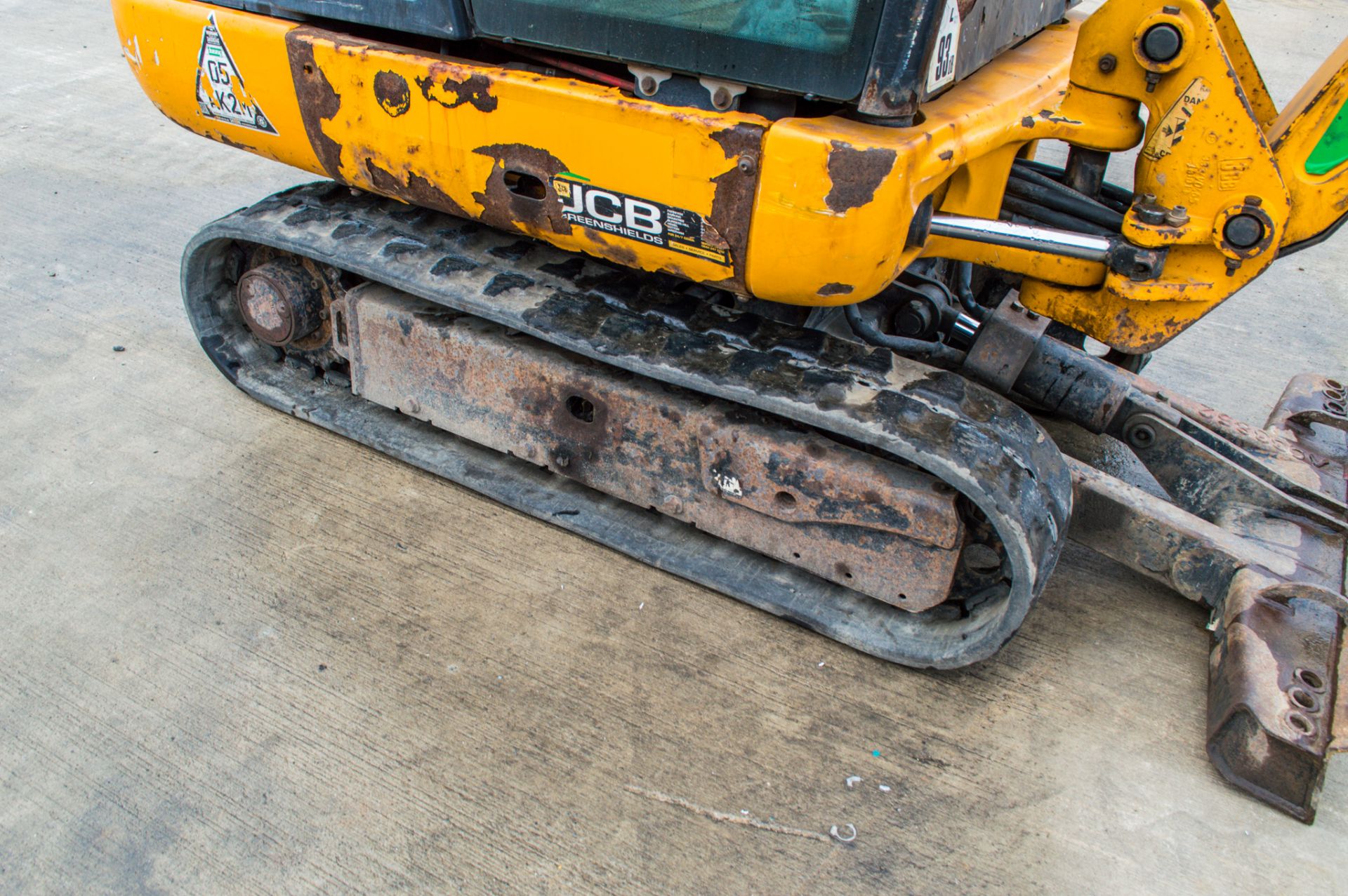 JCB 8018 CTS 1.8 tonne rubber tracked mini excavator Year: 2014 S/N: 33829 Recorded Hours: 3172 - Image 10 of 21
