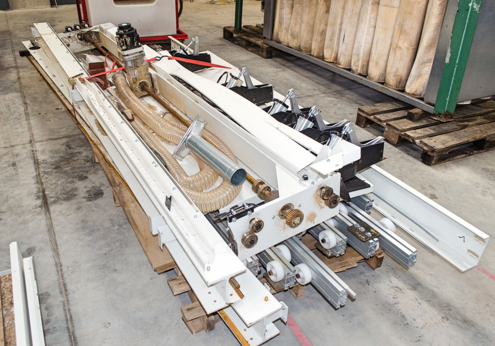 Putsch Meniconi Vantage 95 horizontal panel saw Year: 2019 S/N: 19V95002 c/w conveyor feed system ( - Image 10 of 14