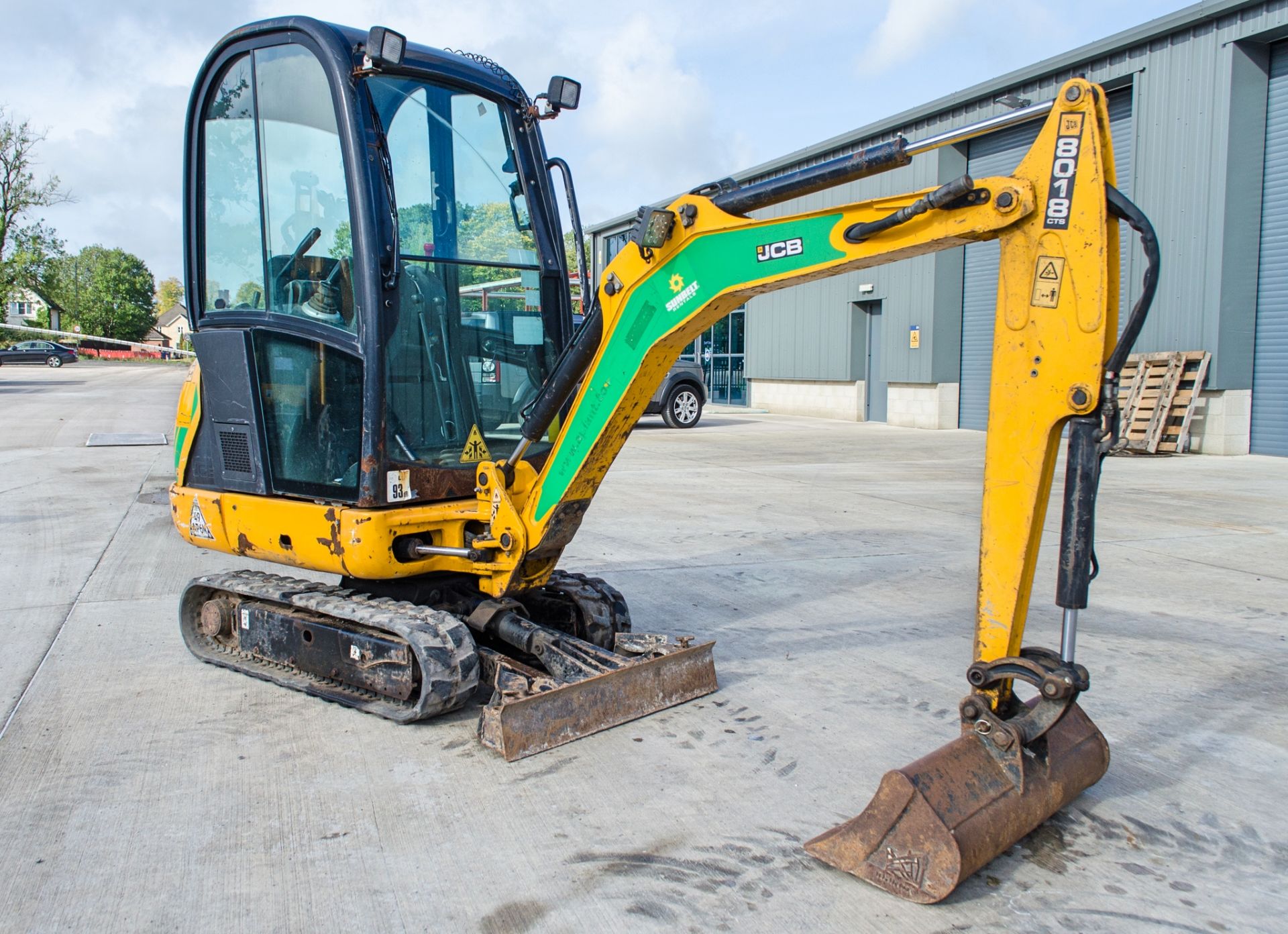 JCB 8018 1,5 tonne rubber tracked mini excavator Year: 2016 S/N: 2497642 Recorded Hours: 1718 blade, - Image 2 of 24