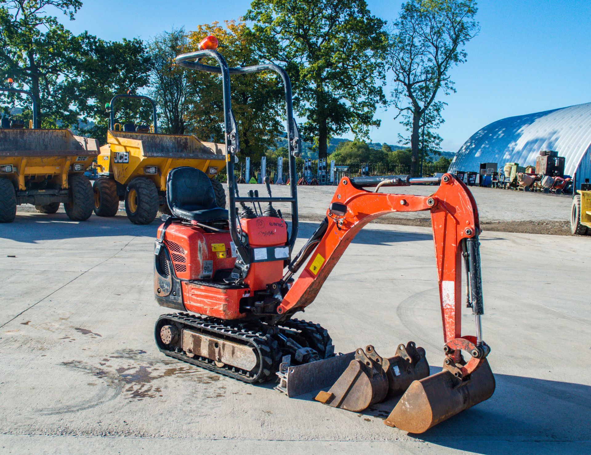 Kubota K008-3 0.8 tonne rubber tracked micro excavator Year: 2018 S/N: 30713 Recorded Hours: 1319 - Image 2 of 19